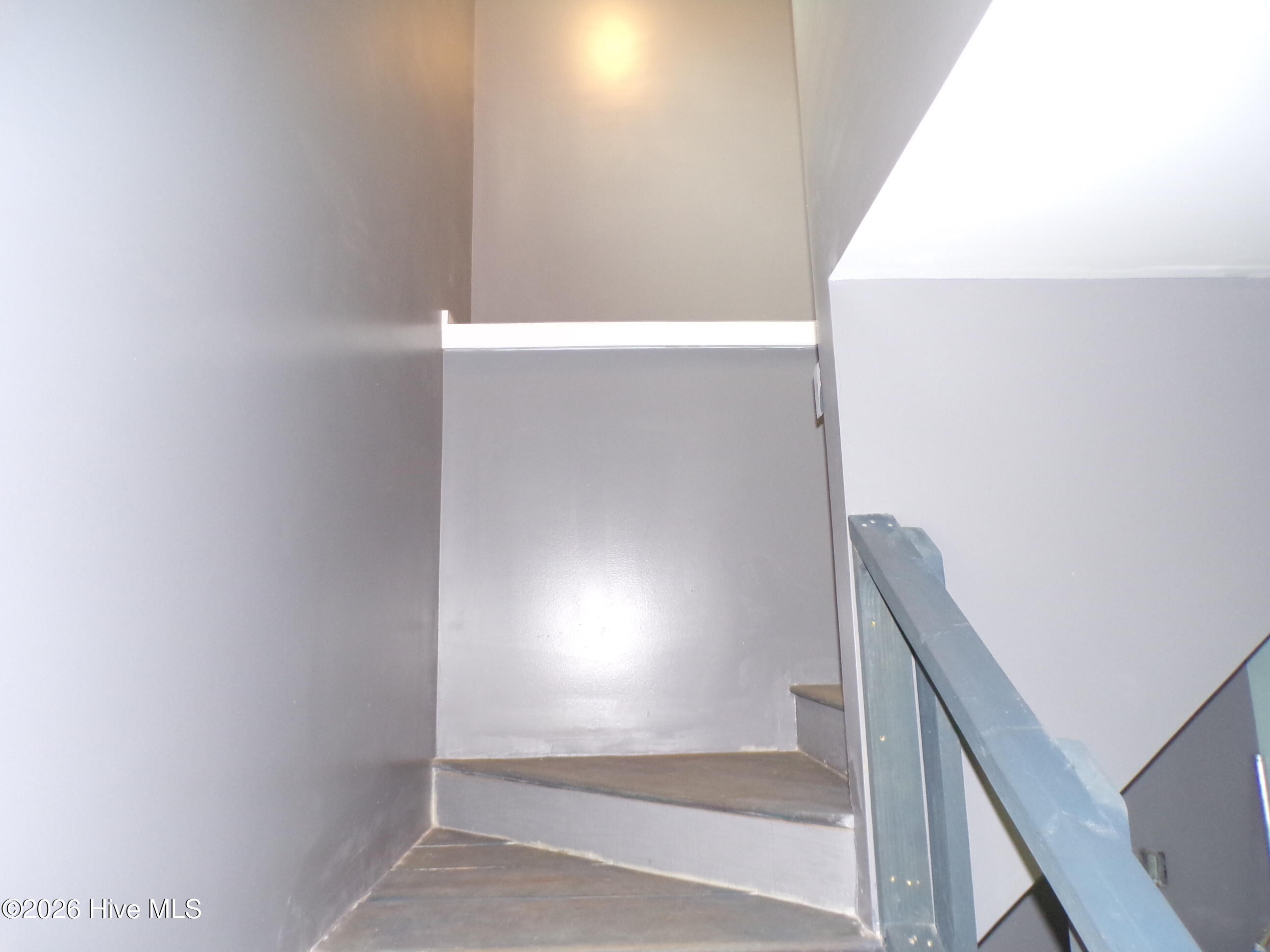 100558071 | Photo 17