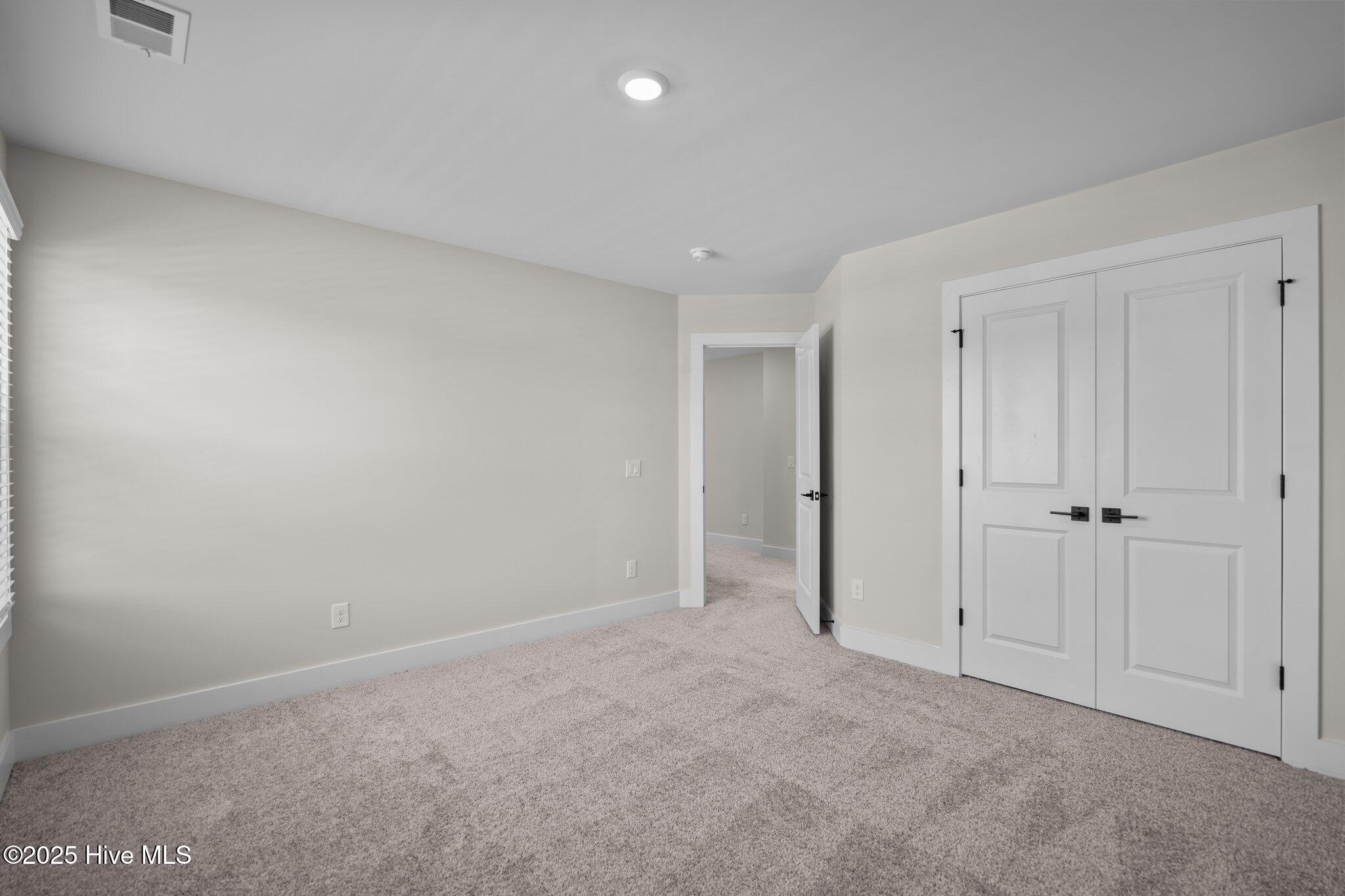 100541111 | Photo 29