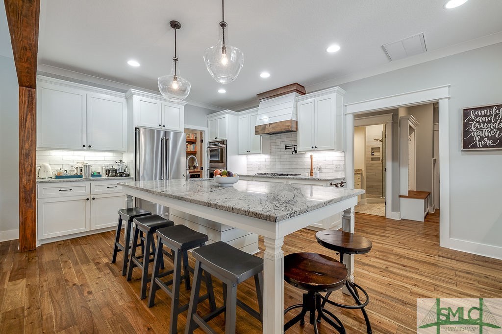 Kitchen island
