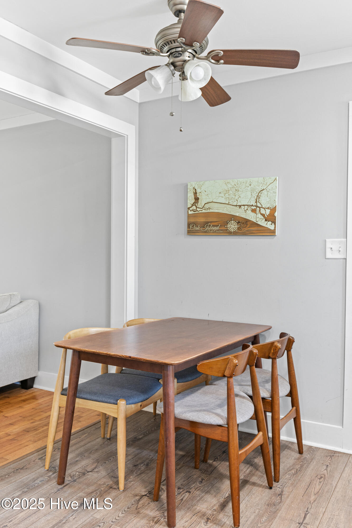 100542913 | Photo 16