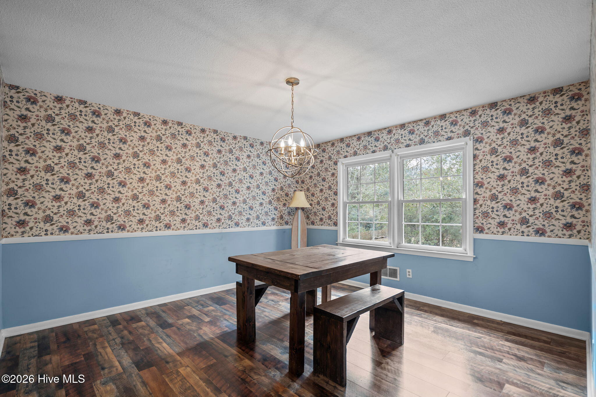 100551462 | Photo 15