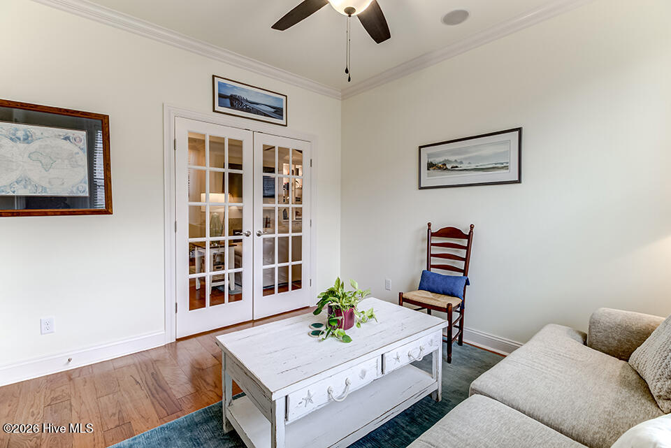 100548216 | Photo 32