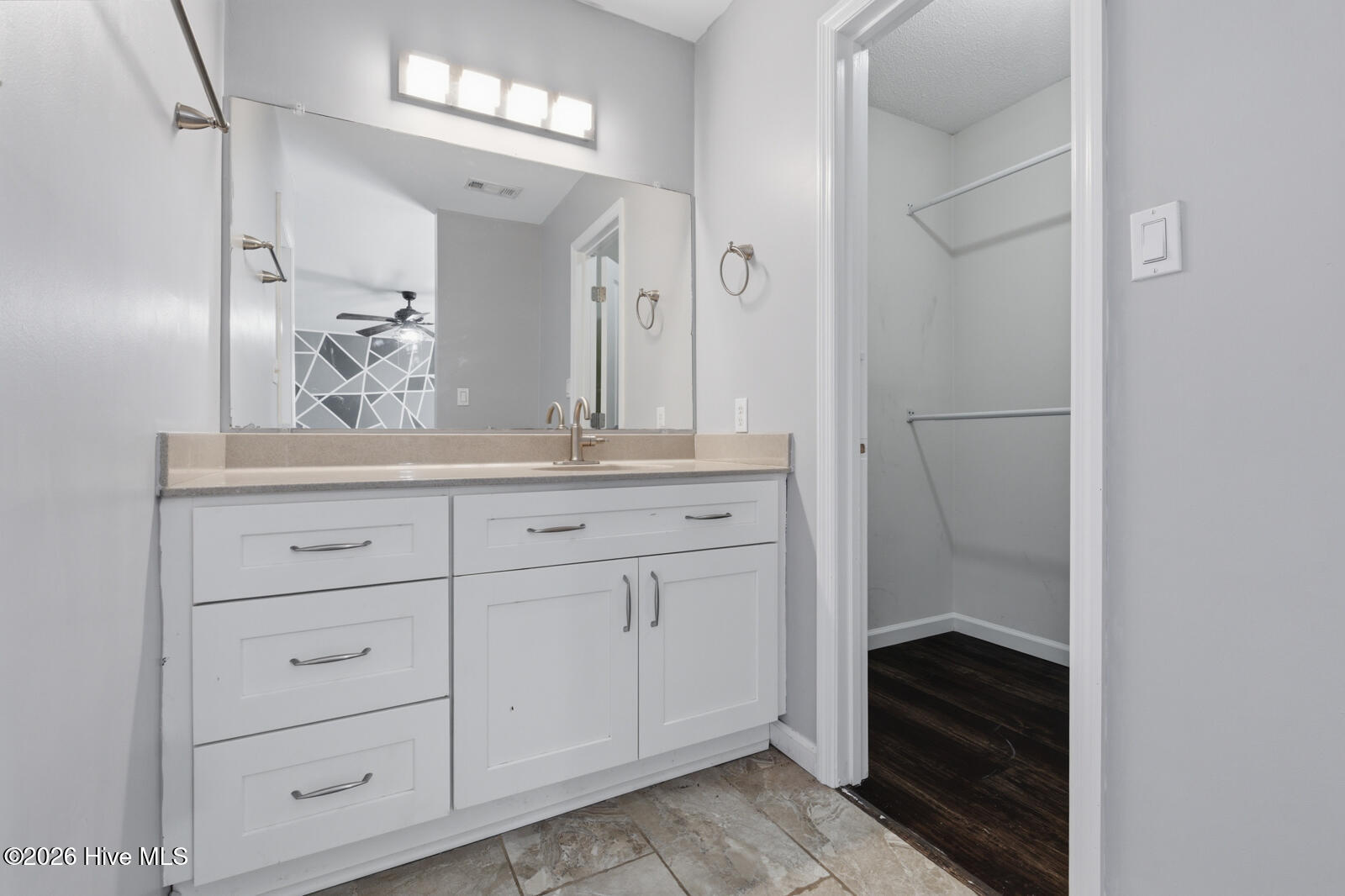 2619 Idlebrook Circle,Midway Park