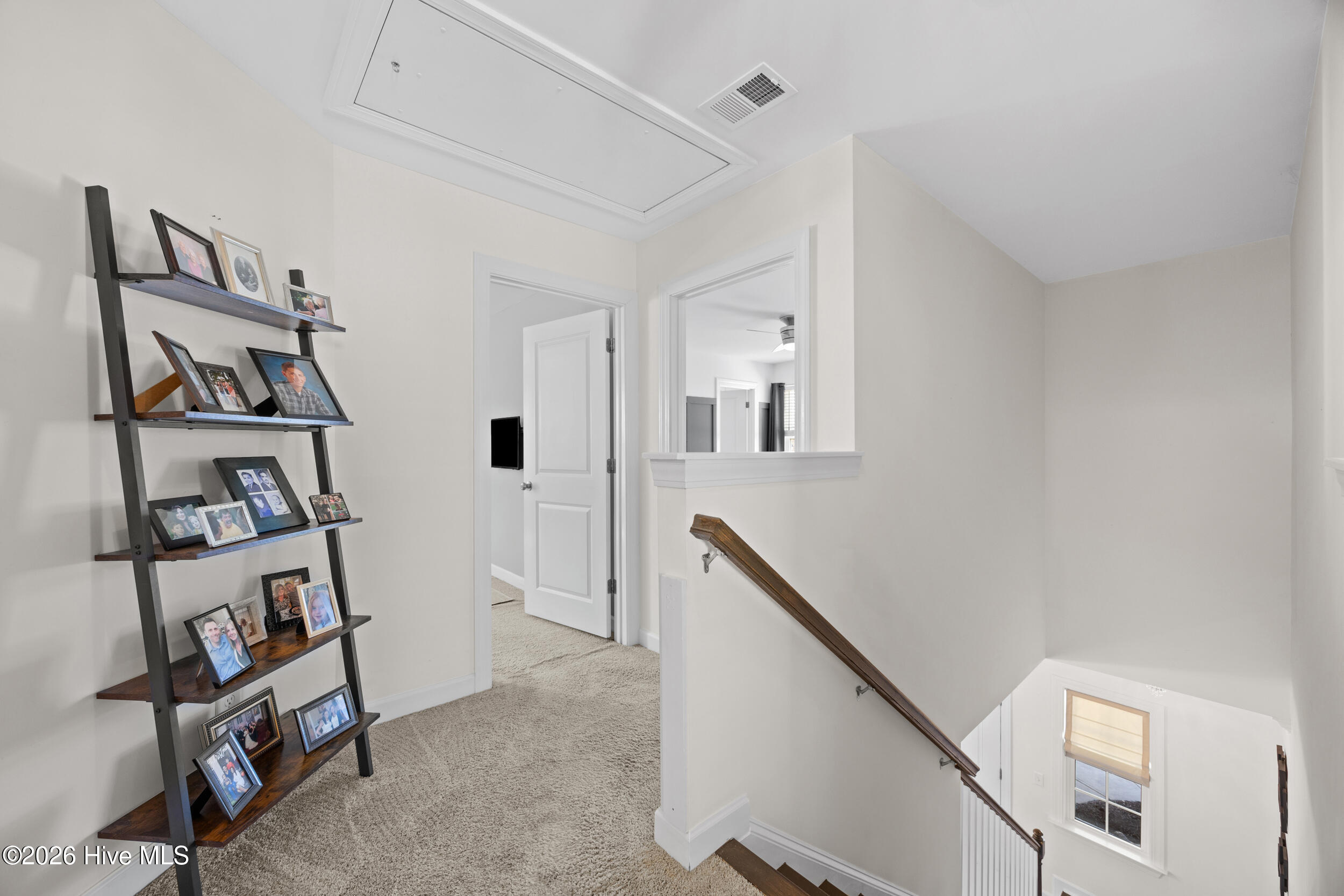 100555431 | Photo 34