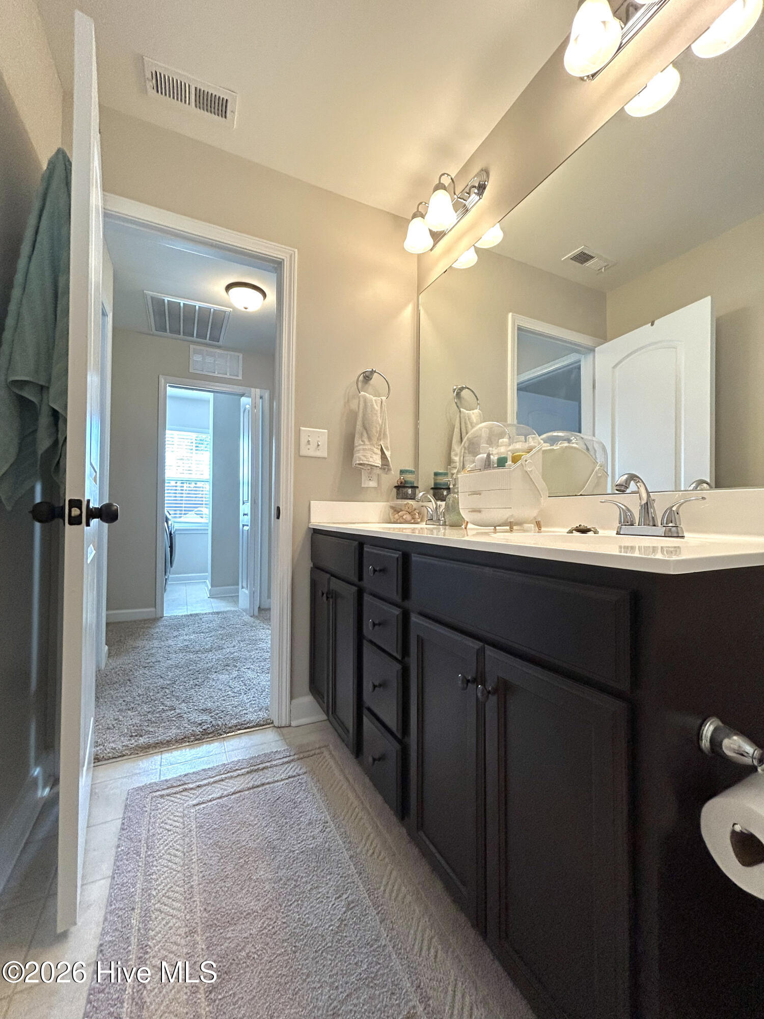 100557400 | Photo 31