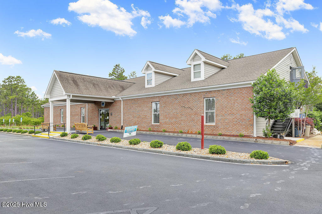 100565708 | Photo 35