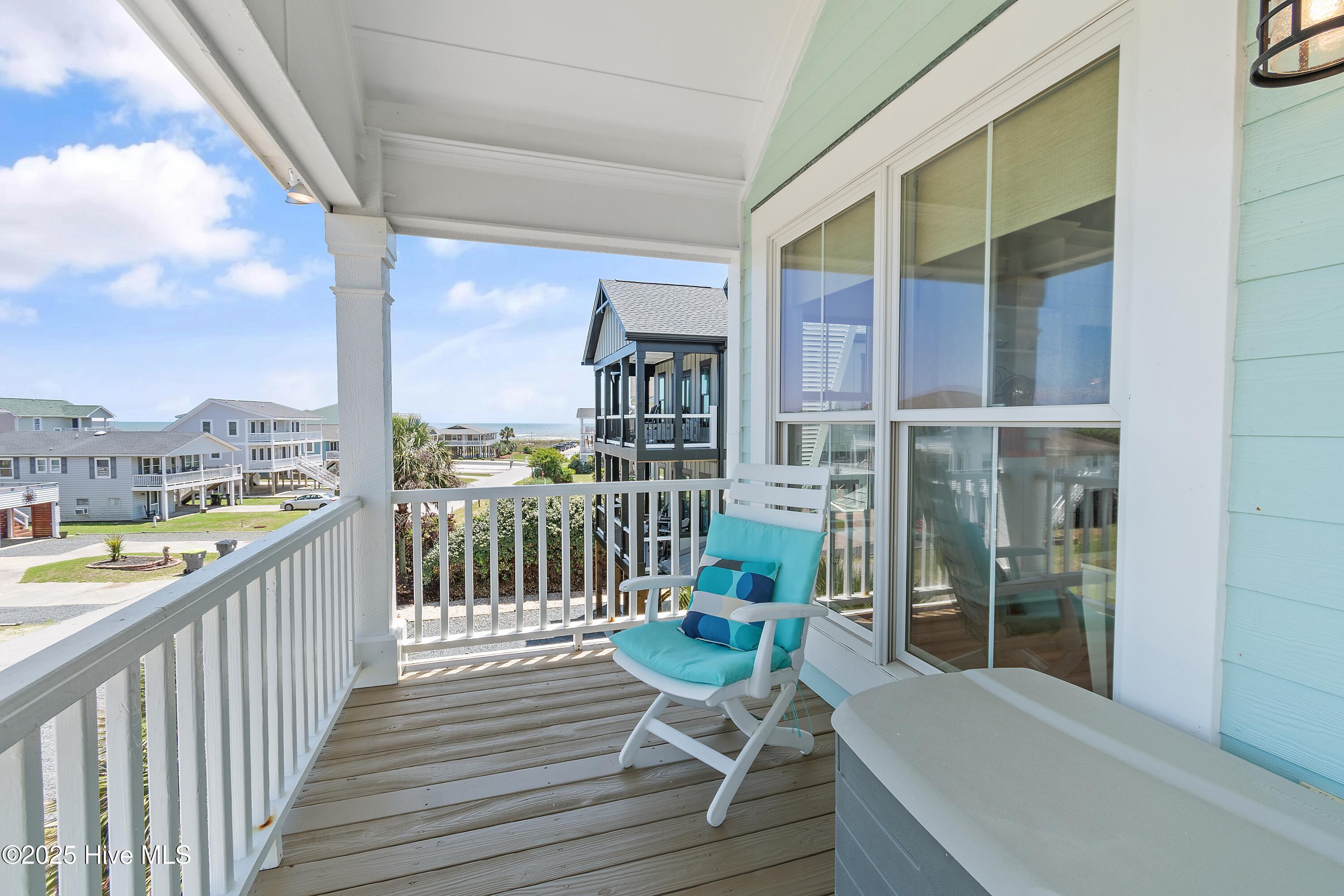 100552755 | Photo 24