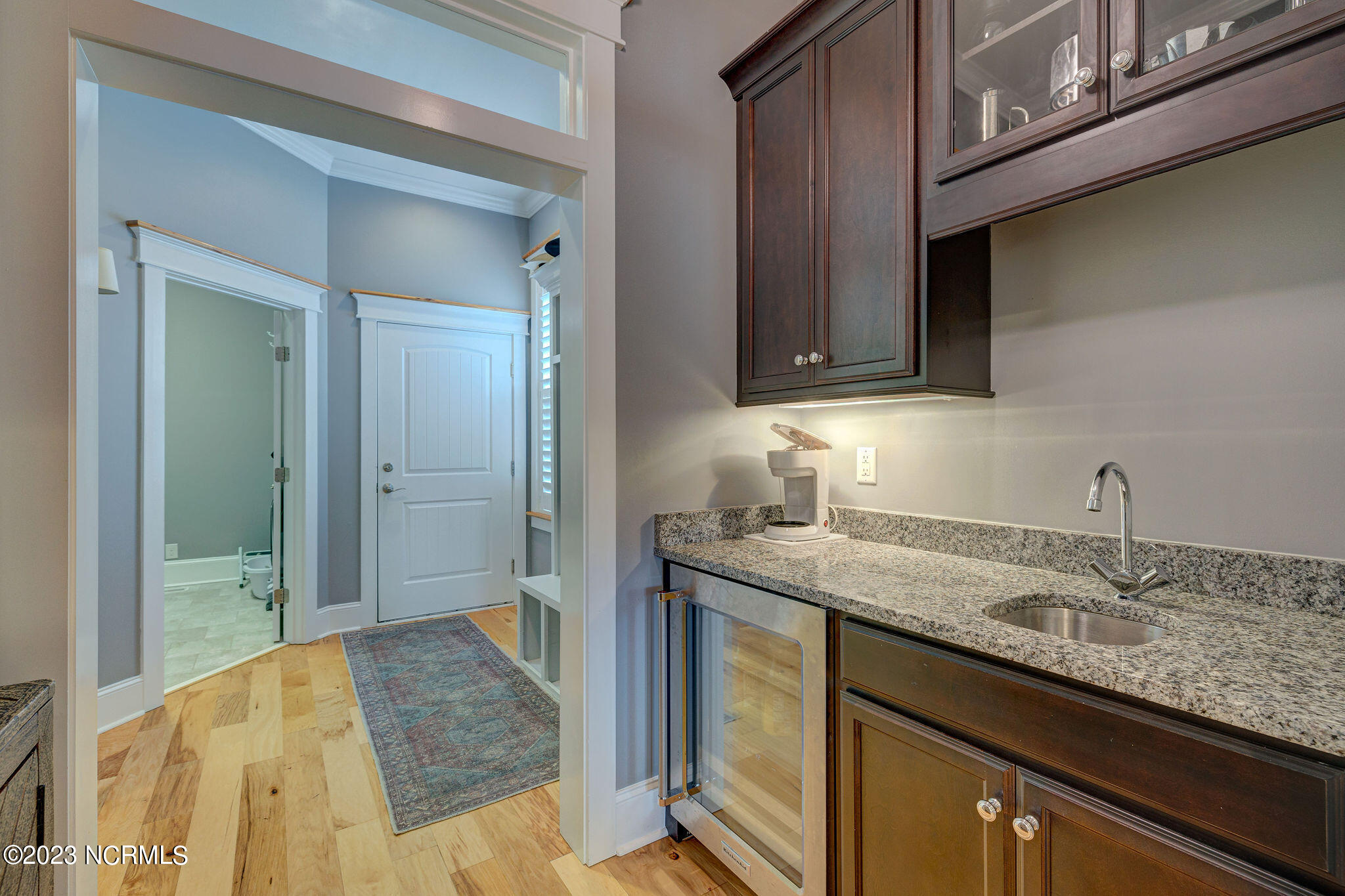 100568046 | Photo 39