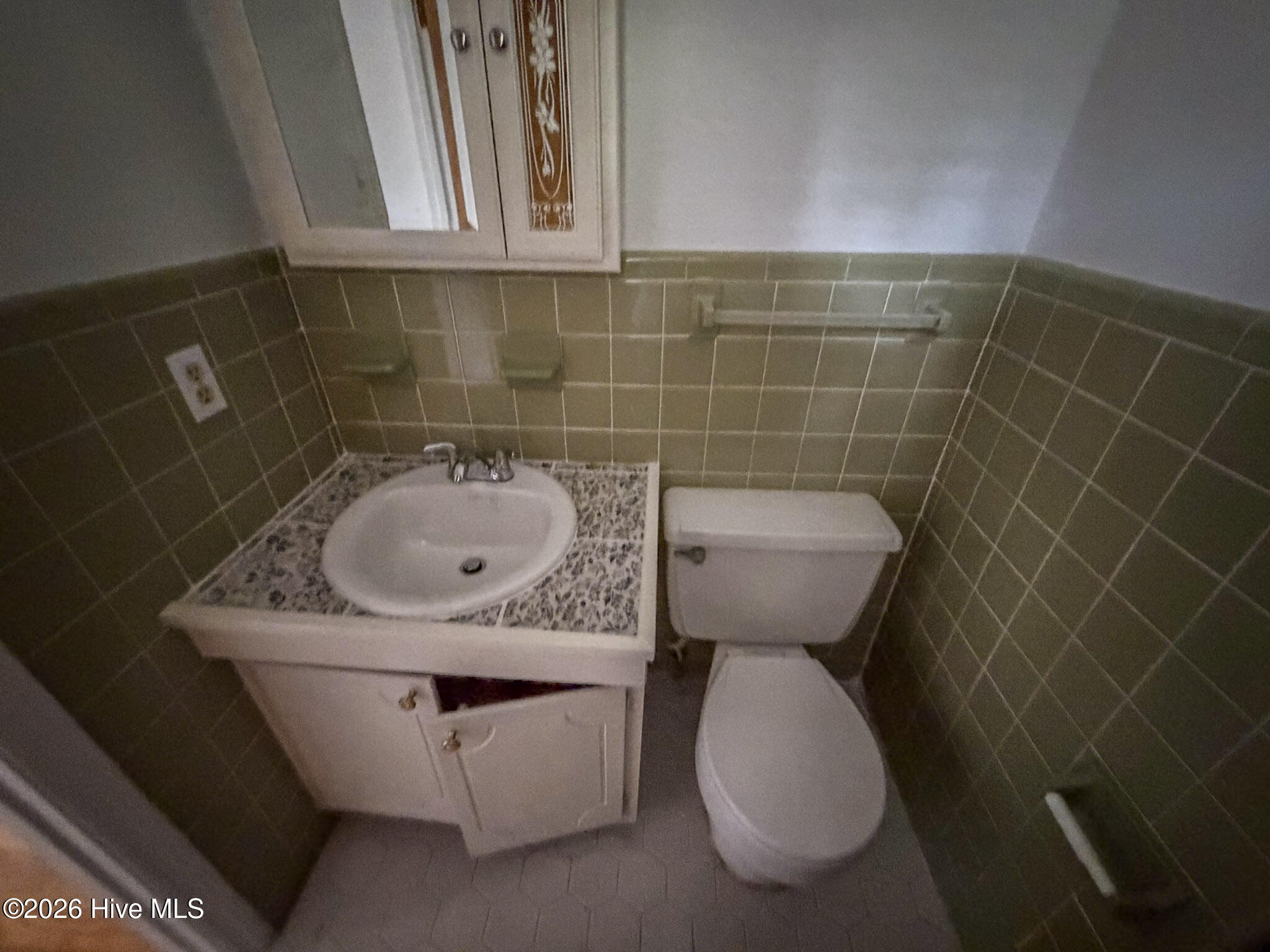 100567353 | Photo 26