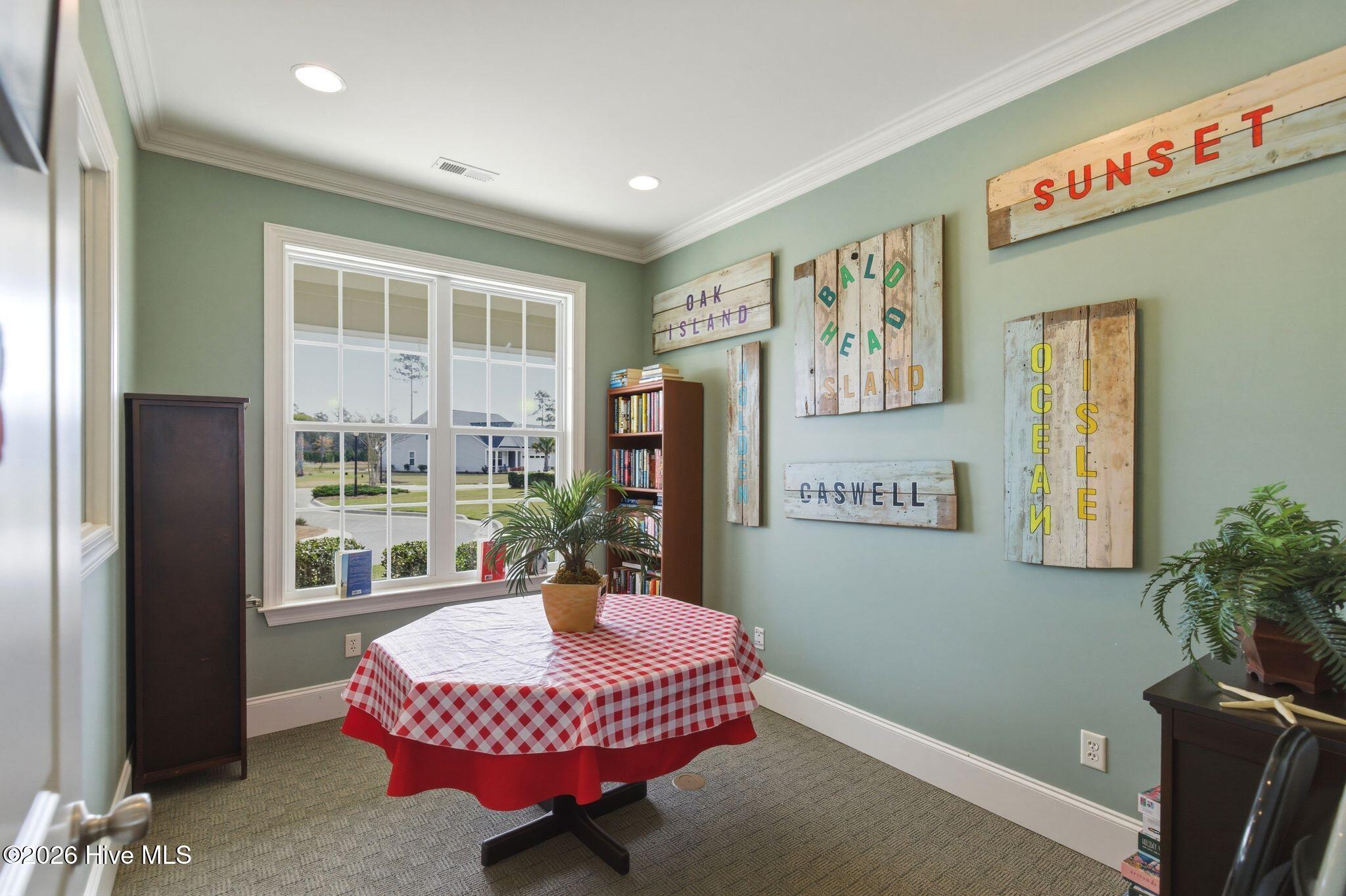 100563254 | Photo 83