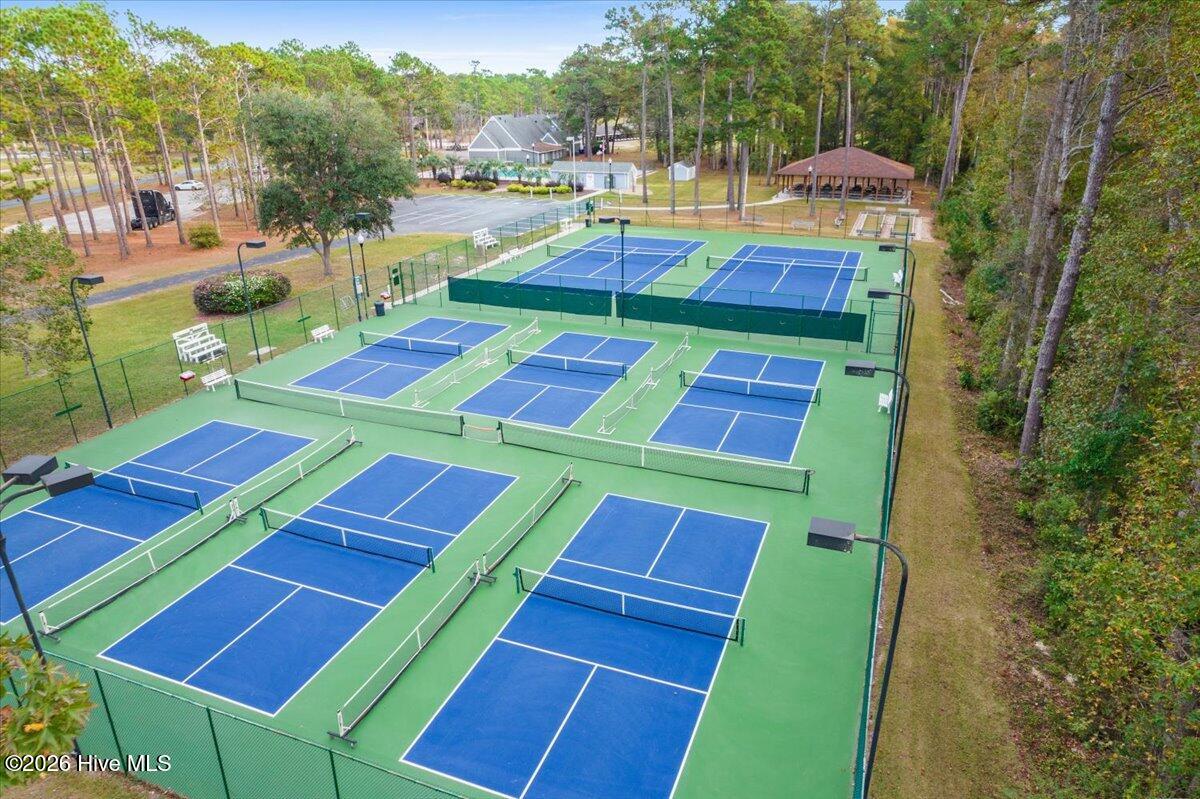 100553650 | Photo 22