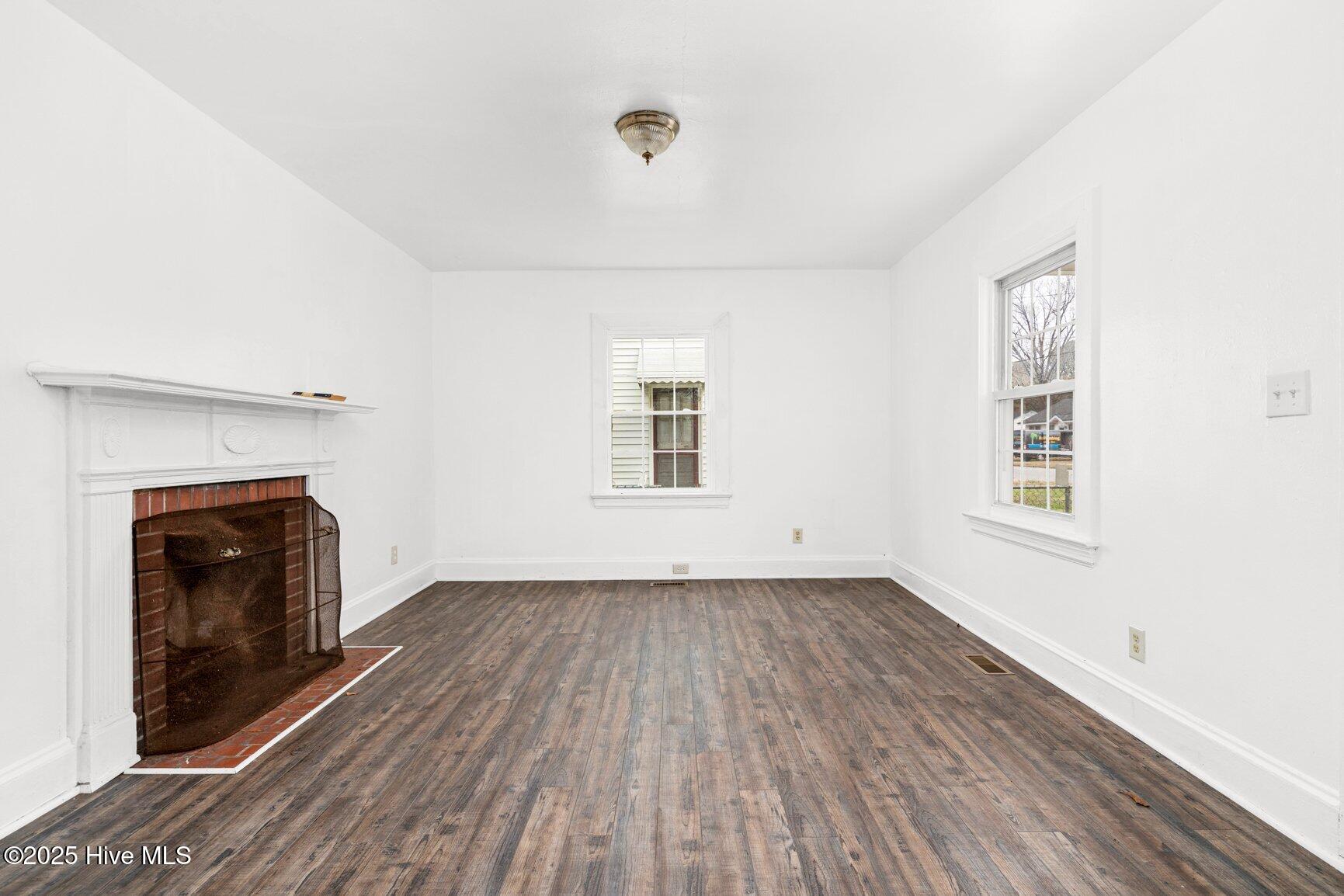 003-824SouthTilleryStreet-RockyMount-NC-