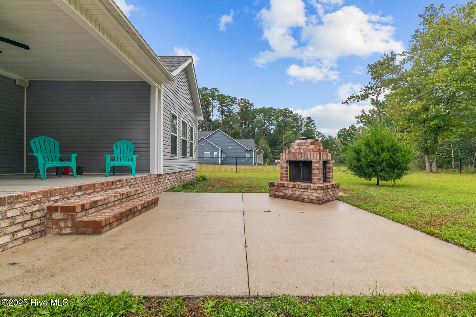 100543742 | Photo 62