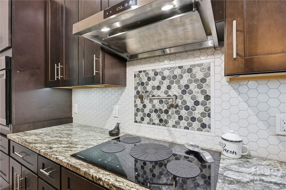 Induction stove, & pot filler for pasta!