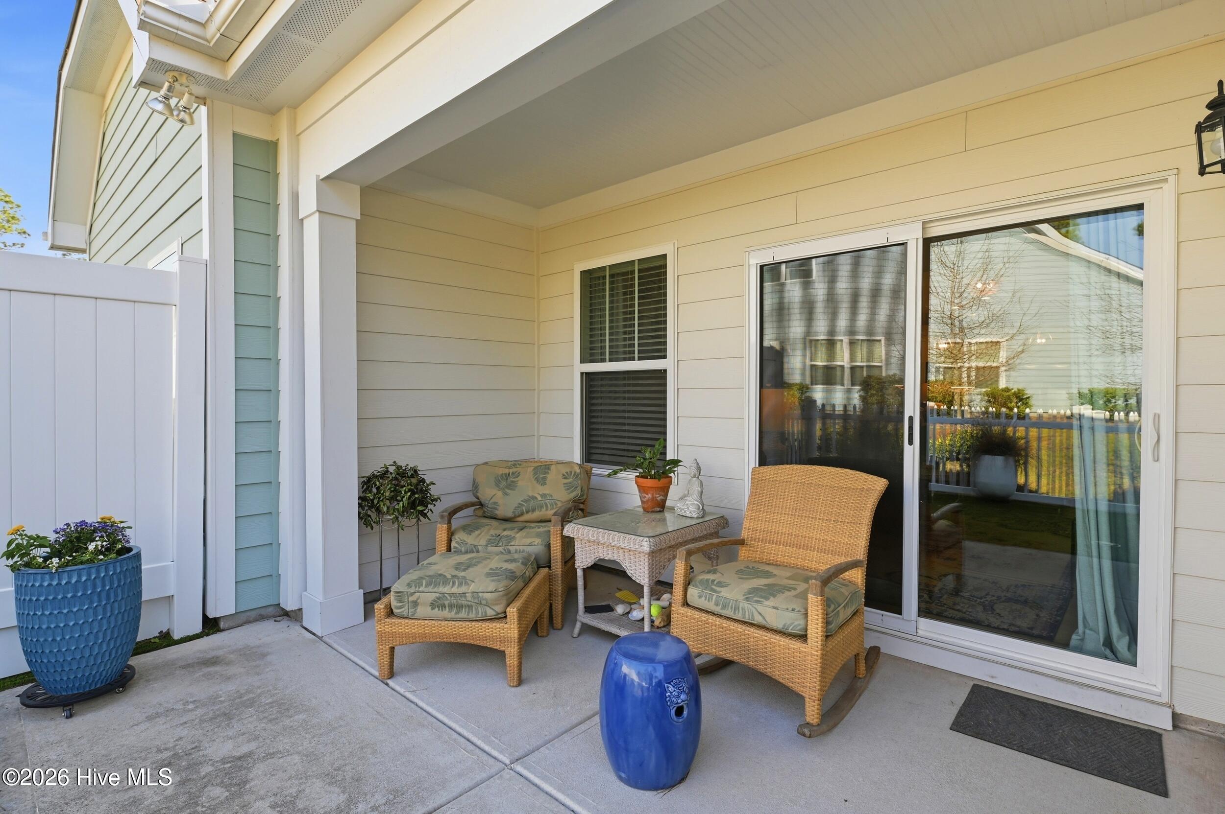 100562776 | Photo 31