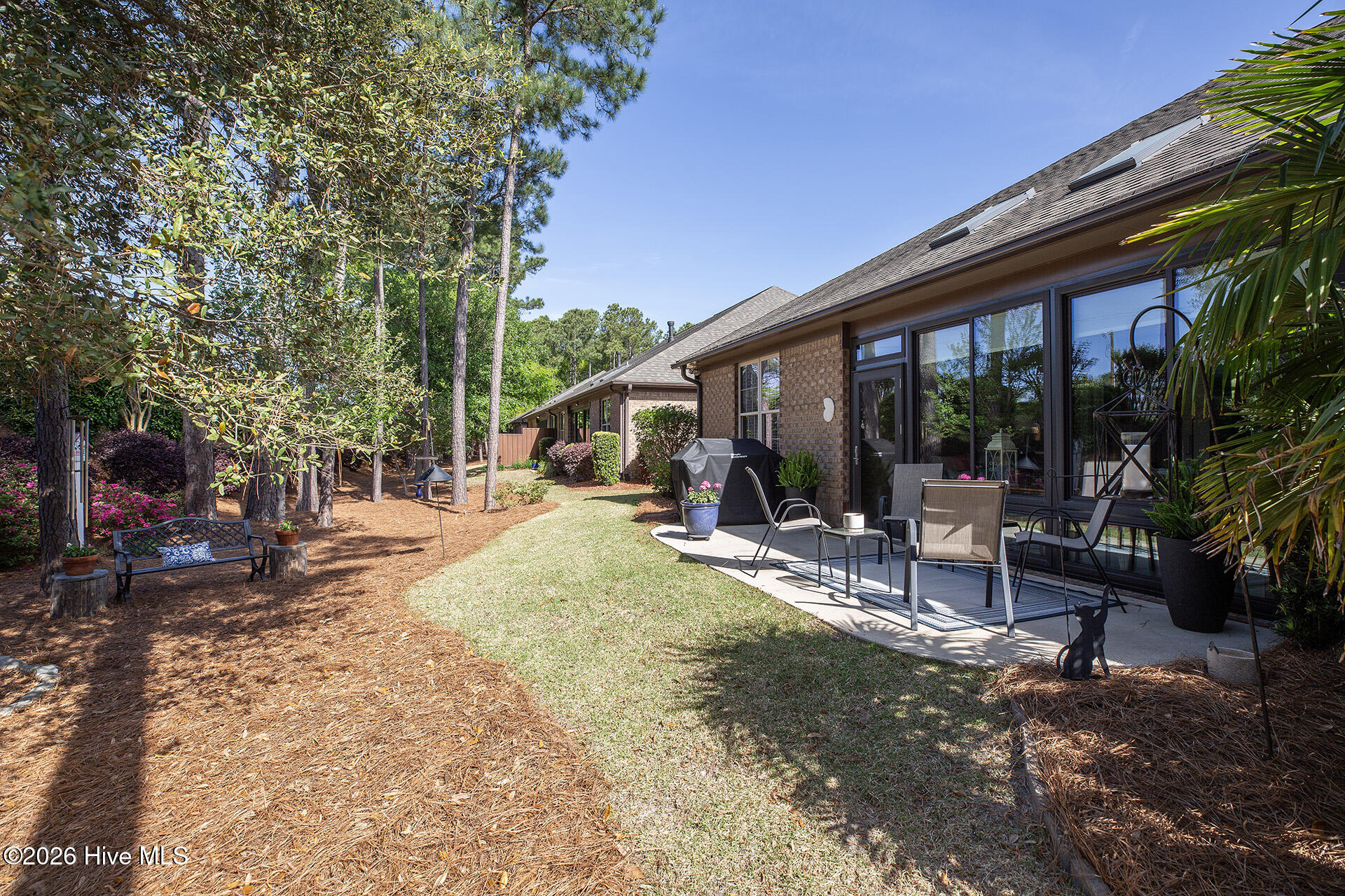 100567107 | Photo 38