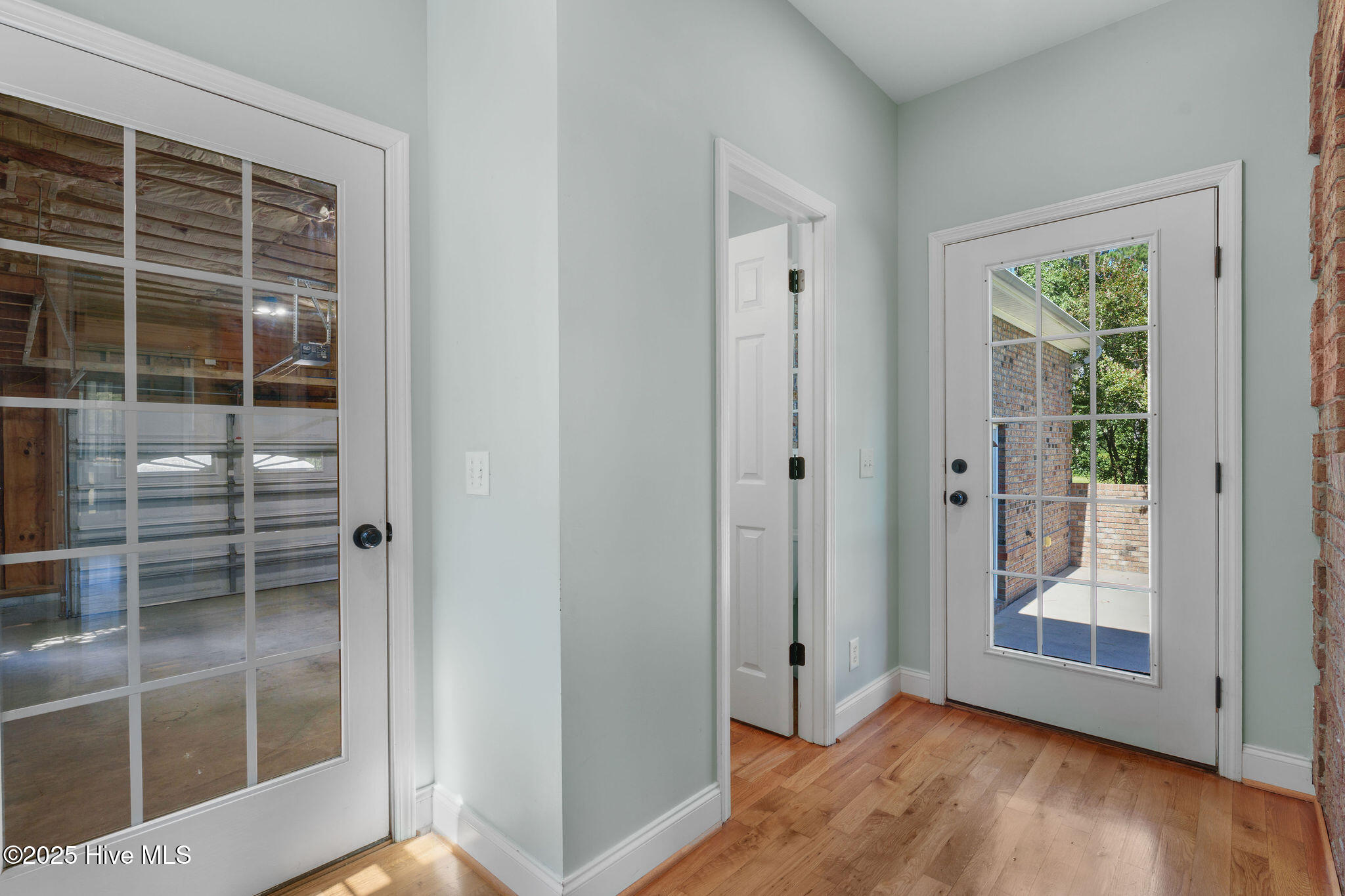 100526729 | Photo 47