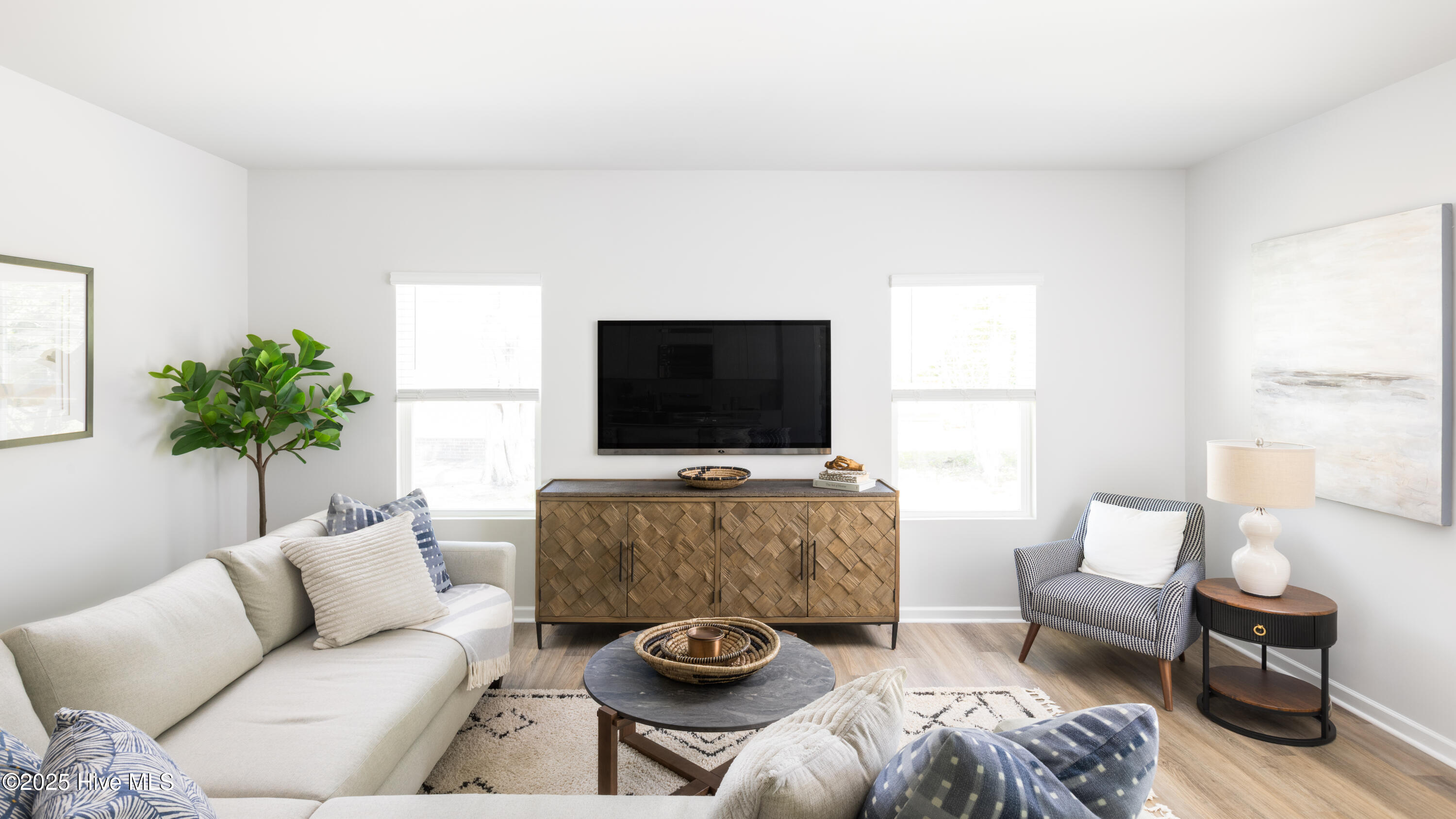 Photo of similar home