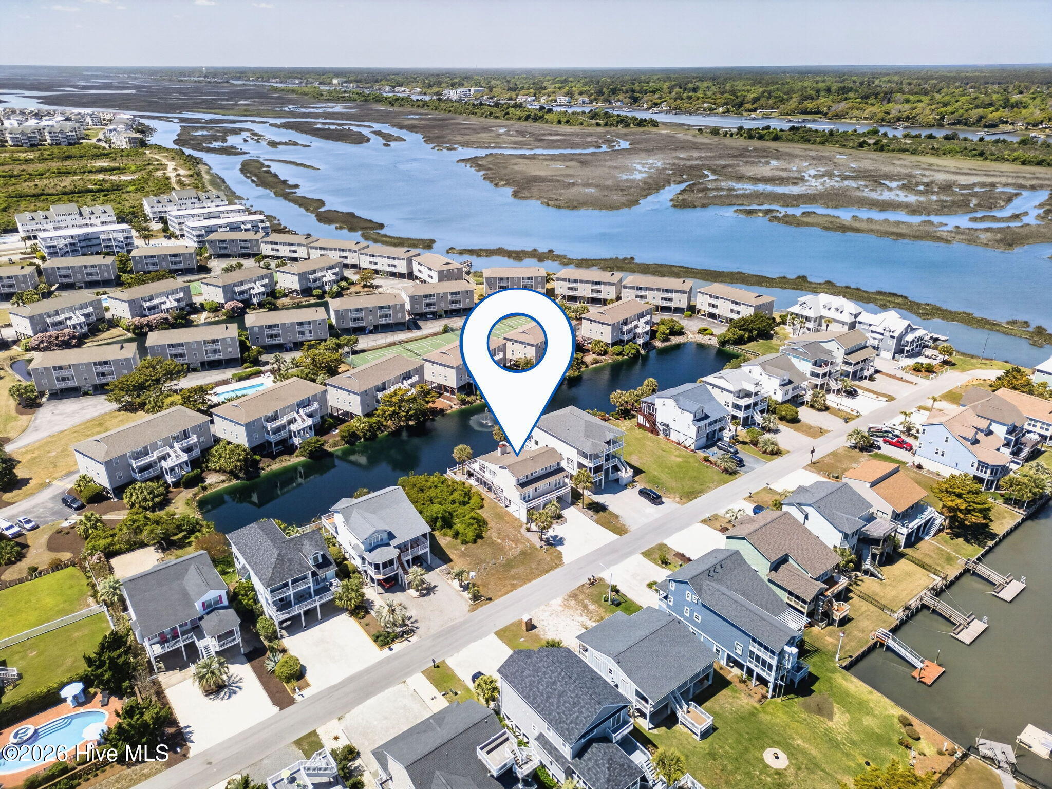 100566511 | Photo 52