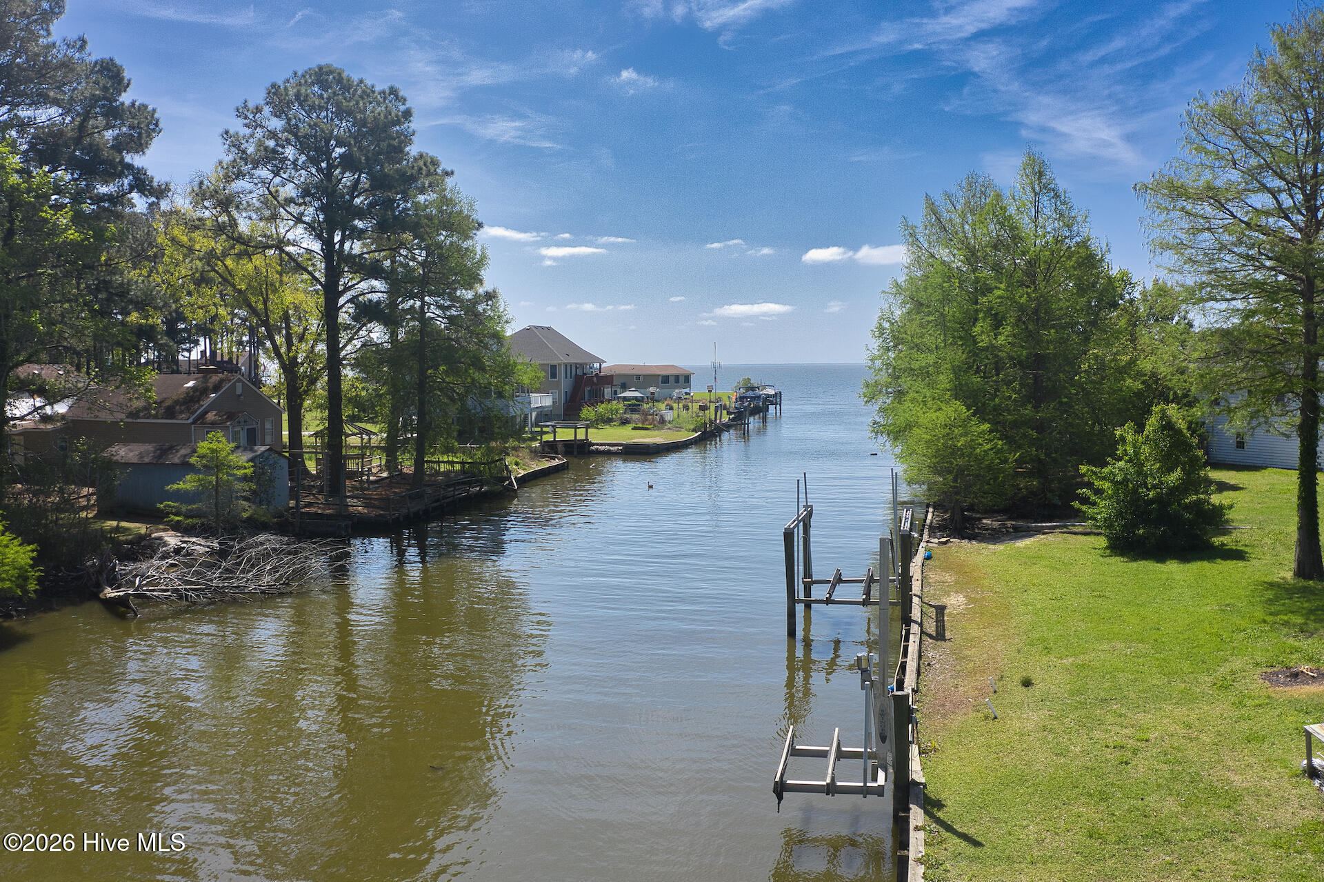 Drone Full Canal to Sound