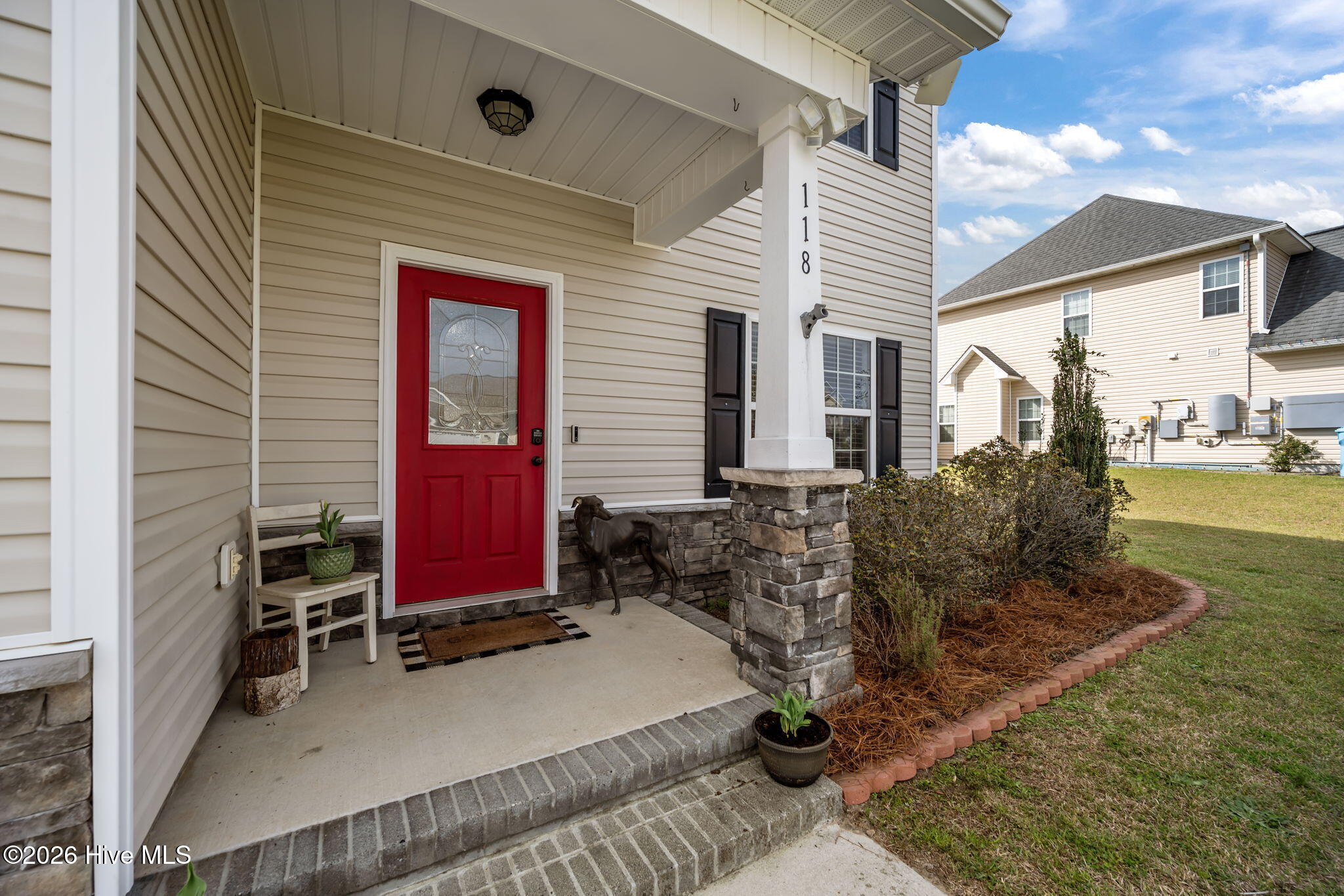 100560524 | Photo 11