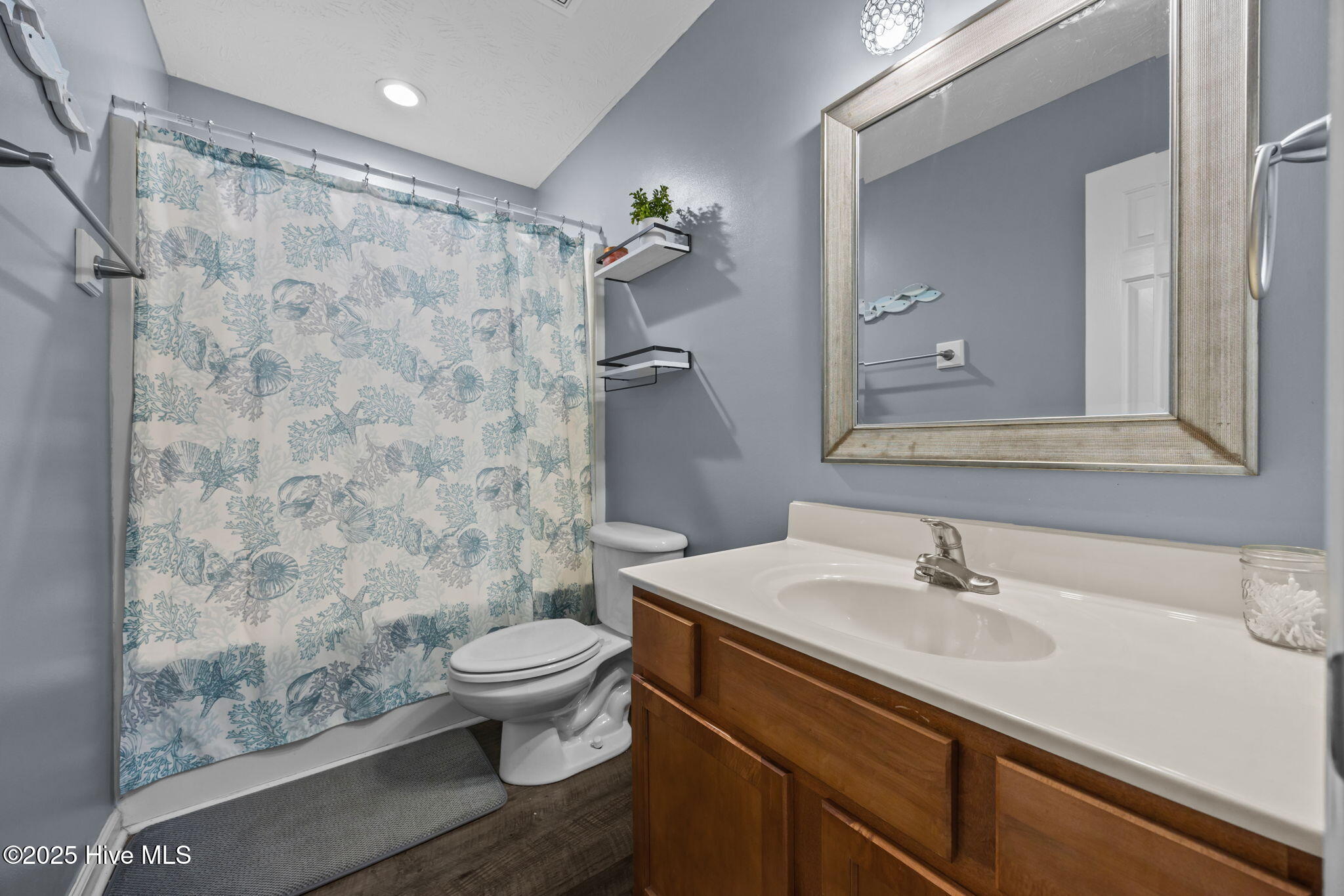 100538384 | Photo 26