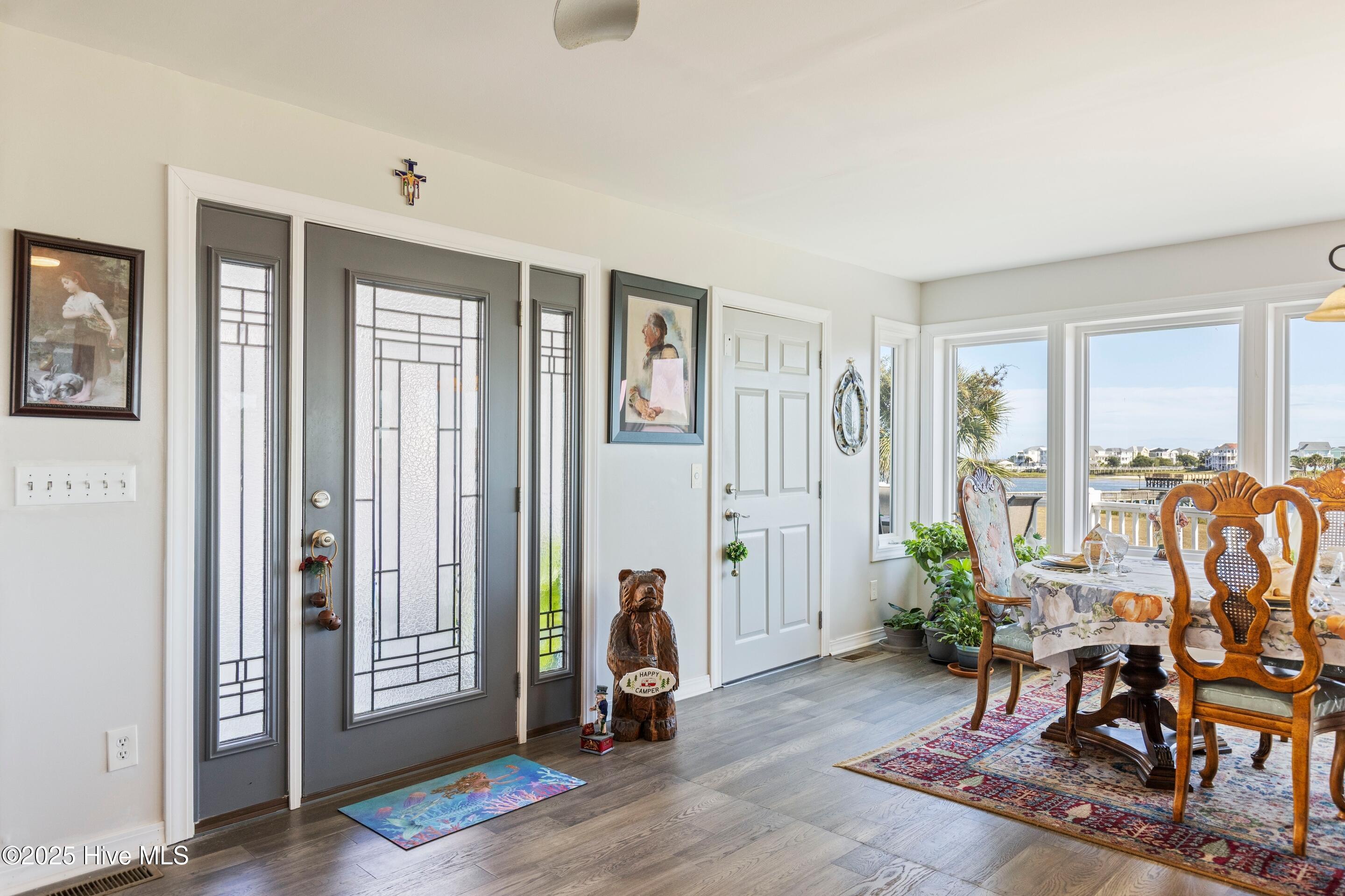 100533338 | Photo 16