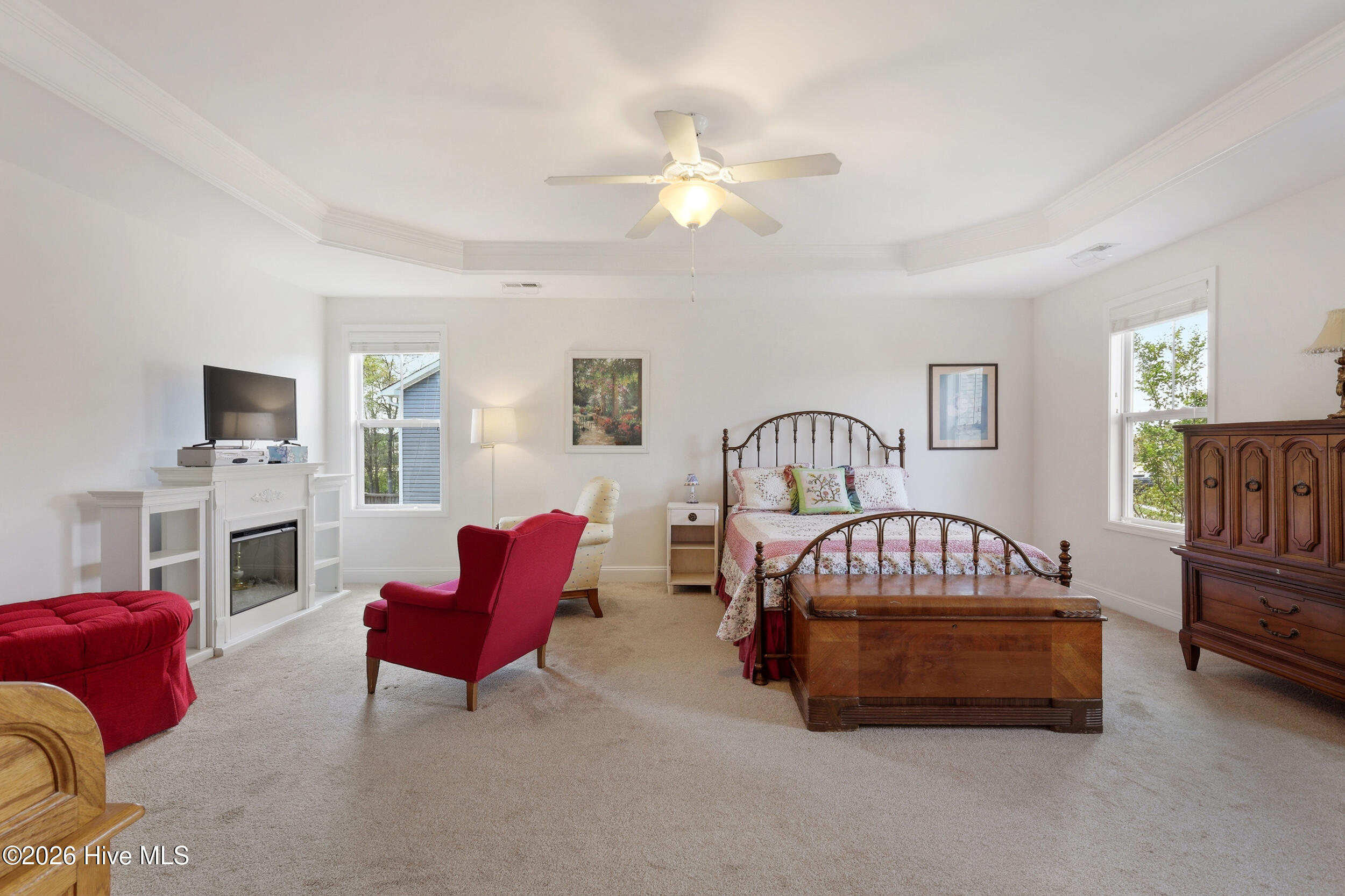 100565856 | Photo 22