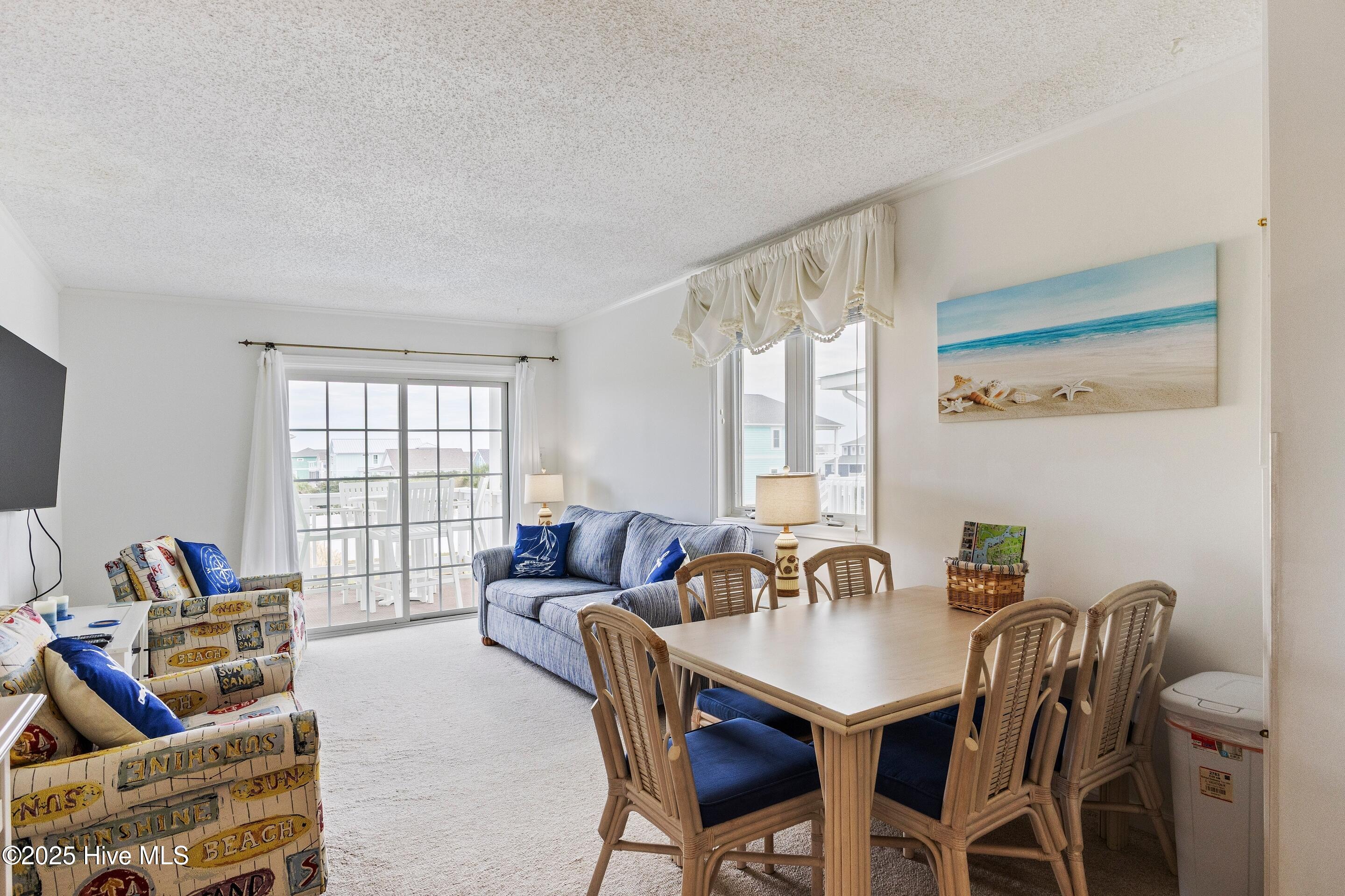 100535531 | Photo 23