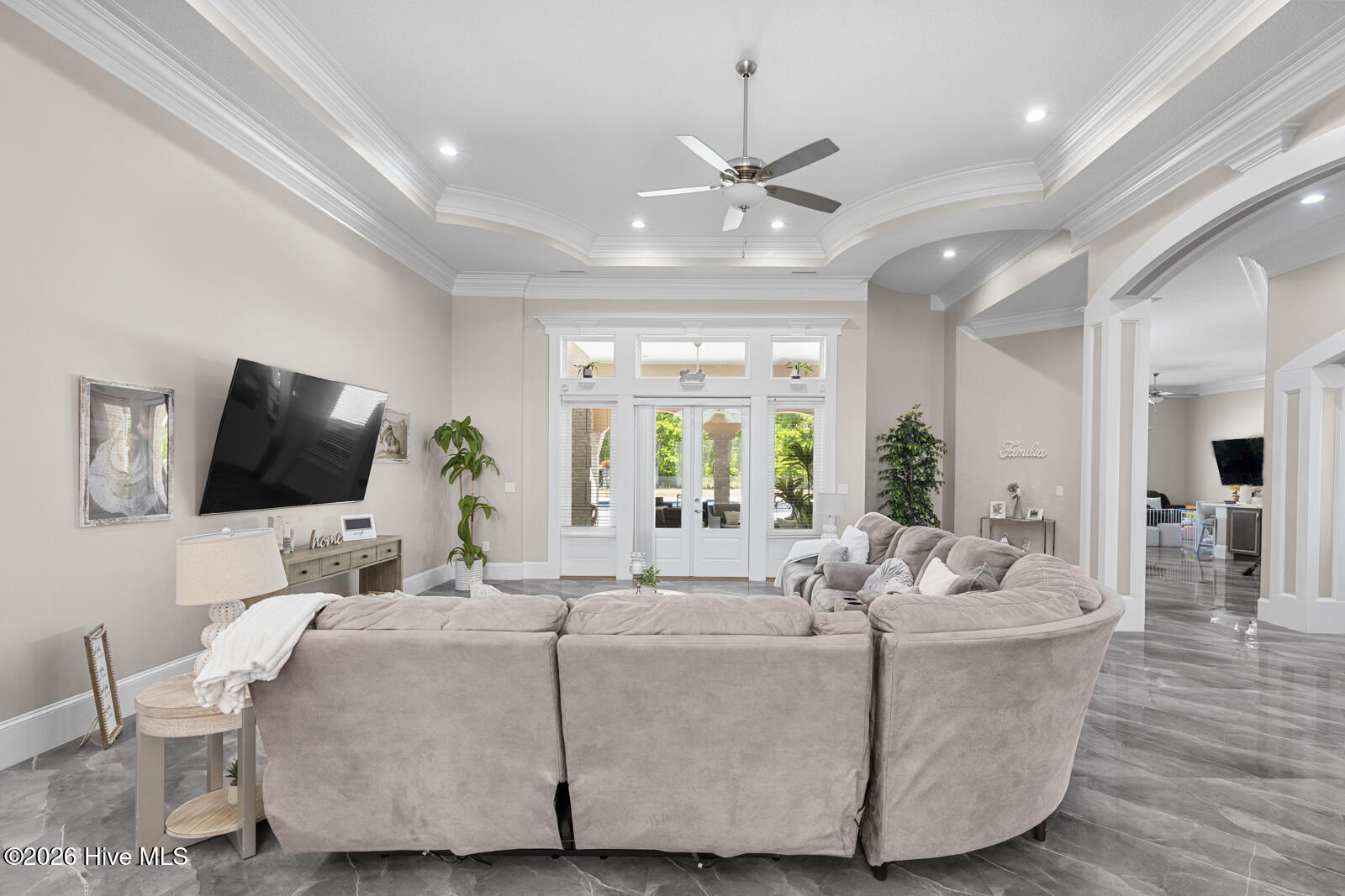 100546022 | Photo 16