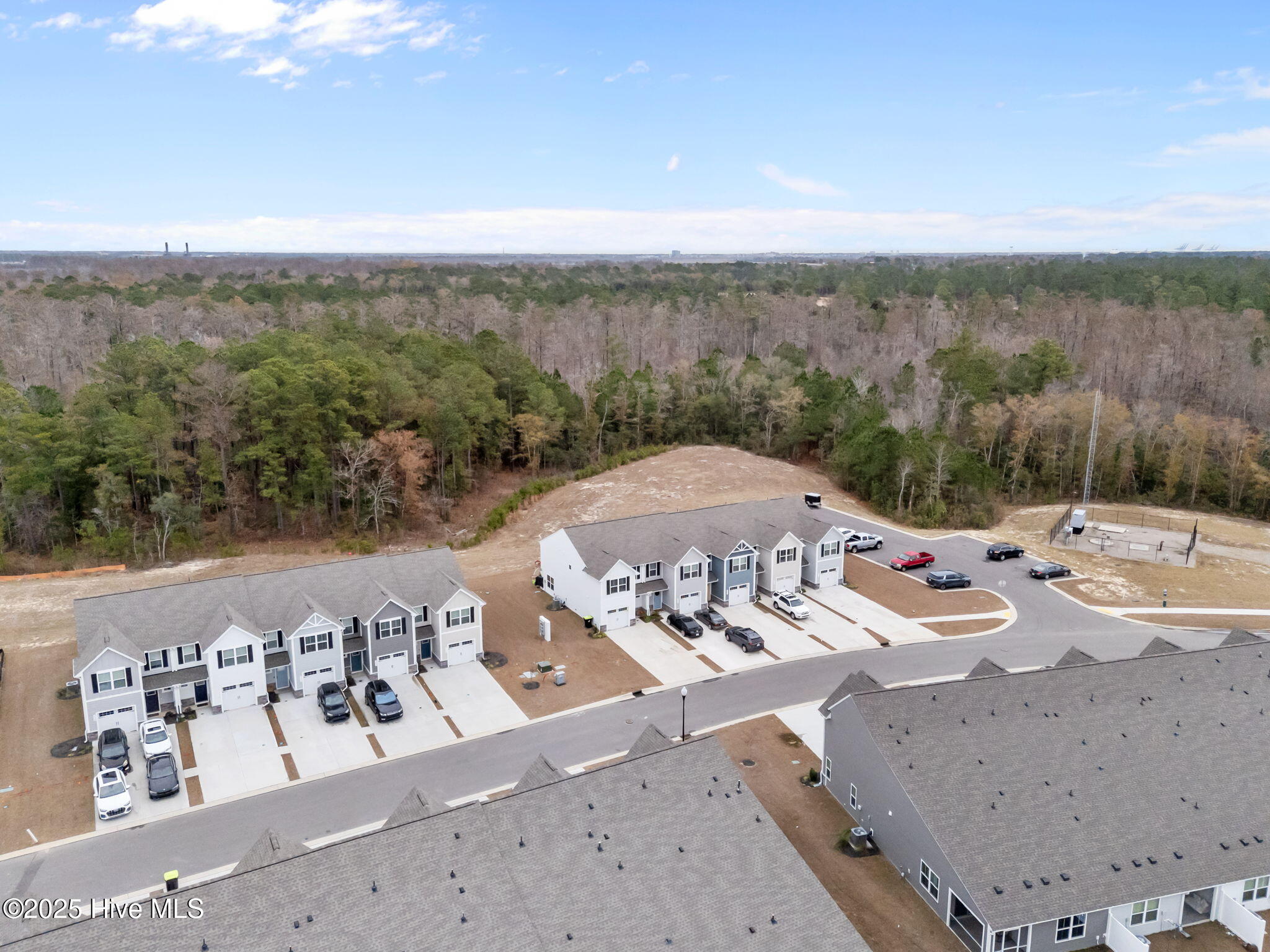 100546281 | Photo 53