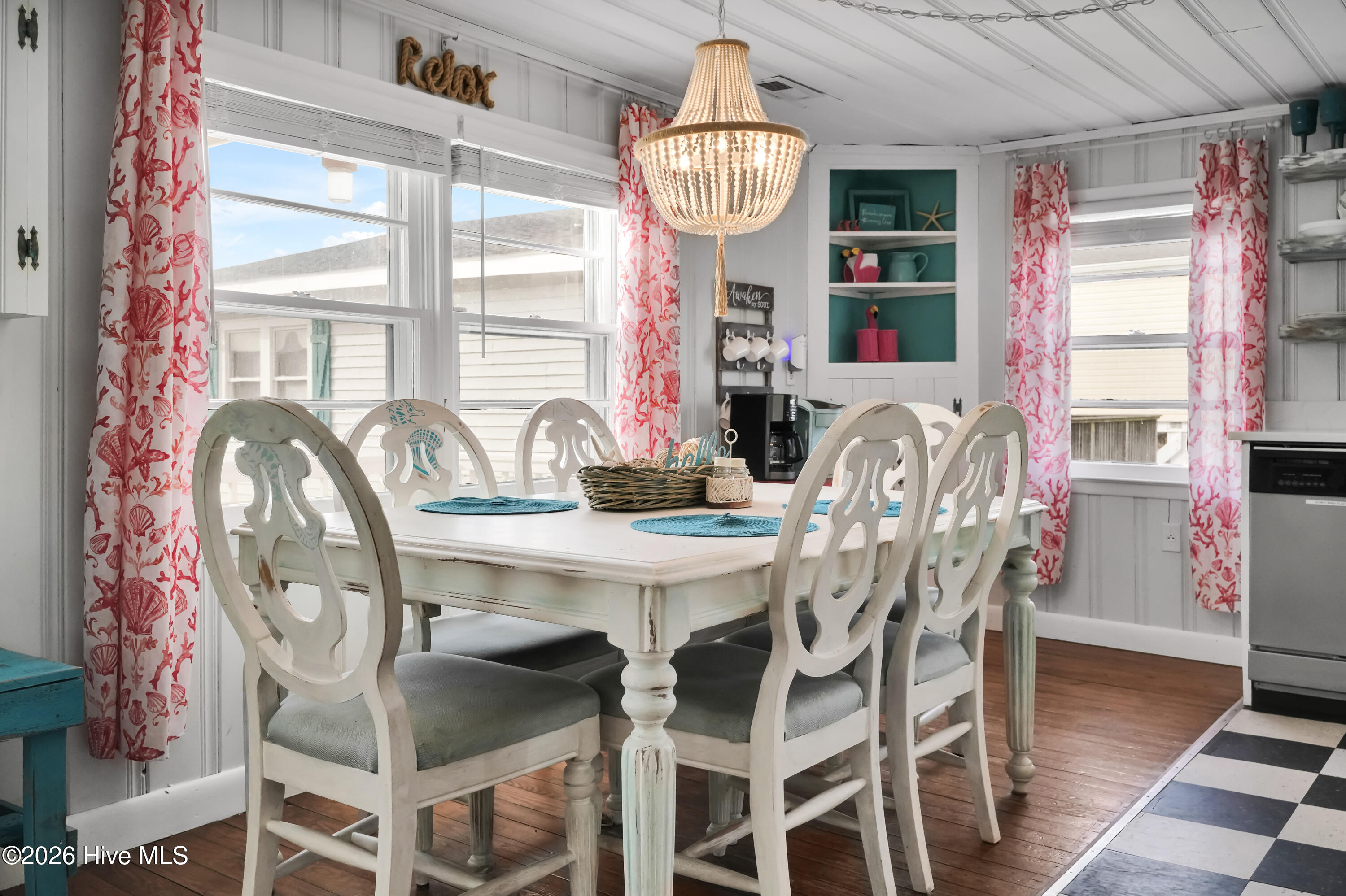 100552516 | Photo 13