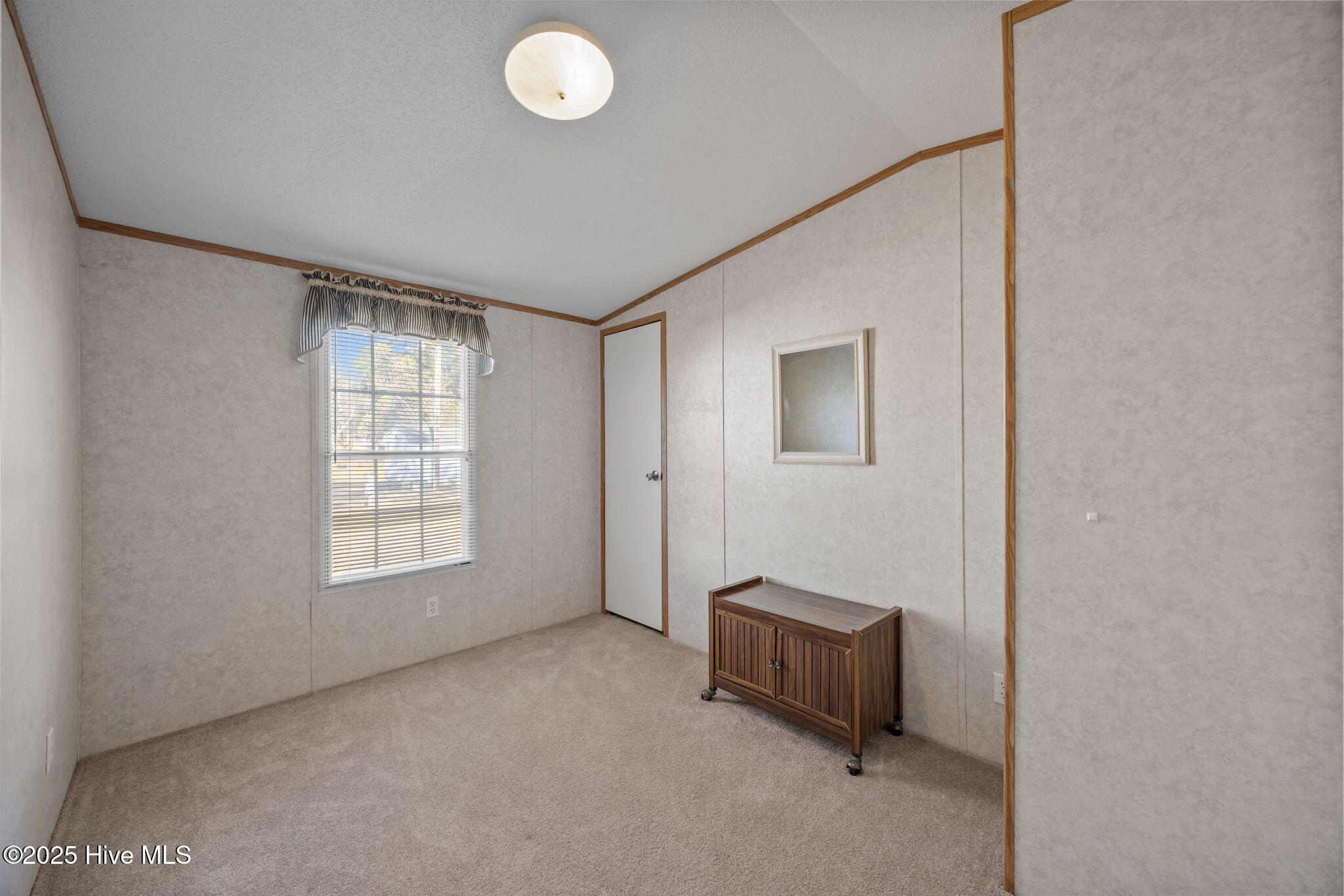 100545328 | Photo 23