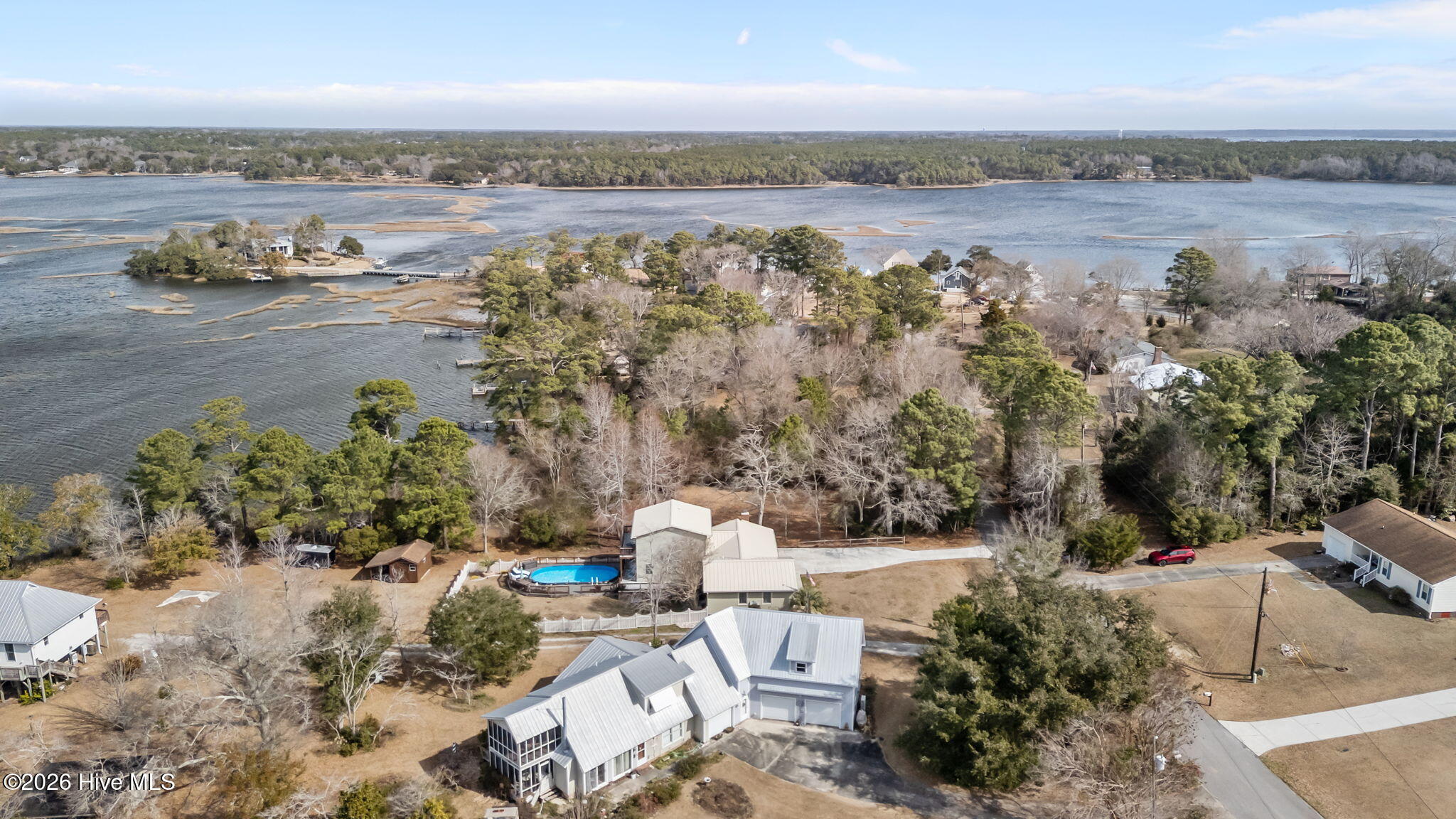 100558947 | Photo 49