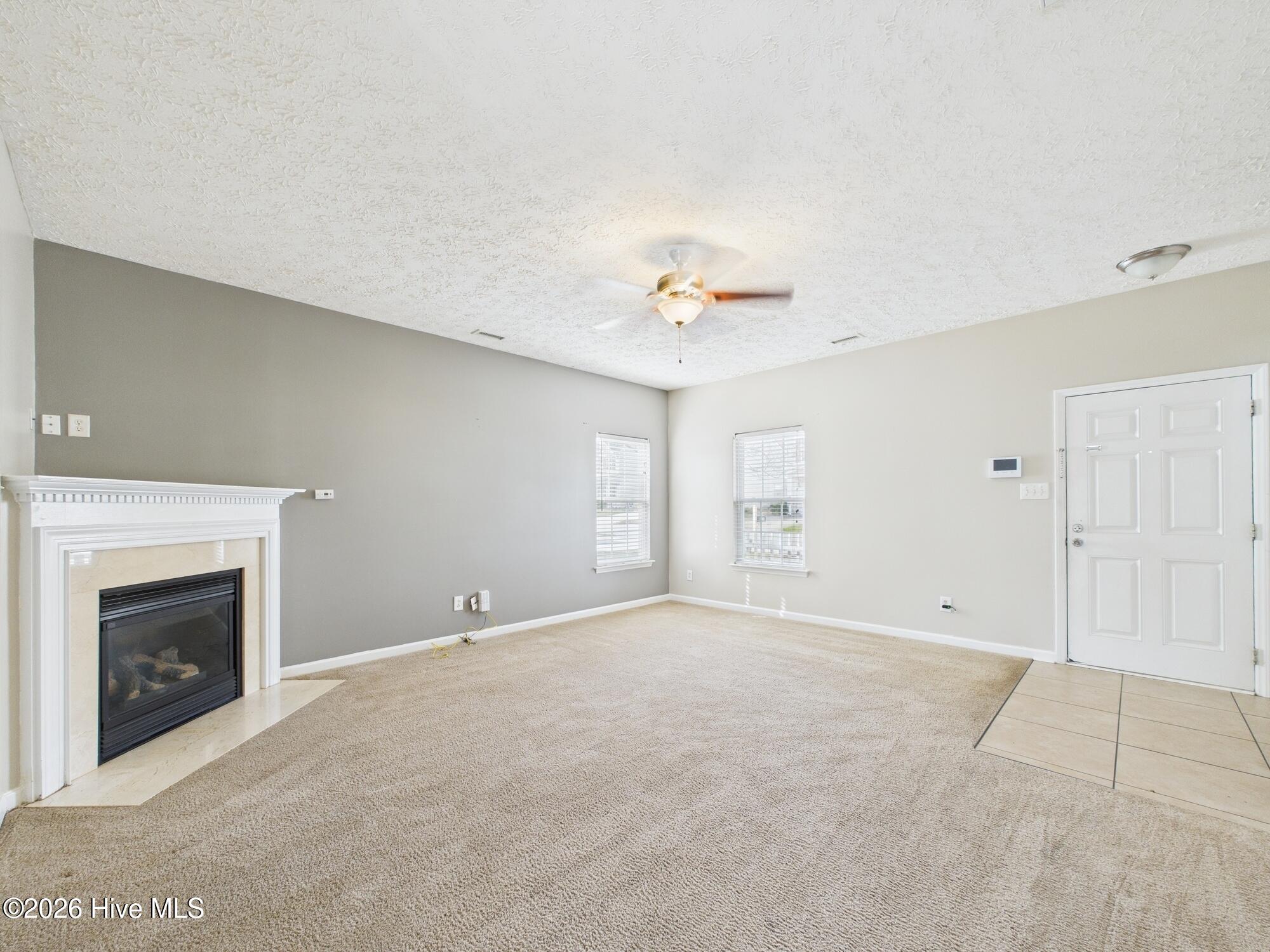 CAM01608G0-PR0082-STILL005