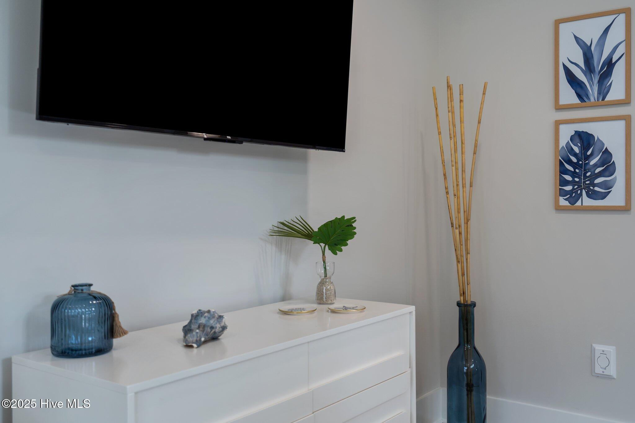 100519500 | Photo 57