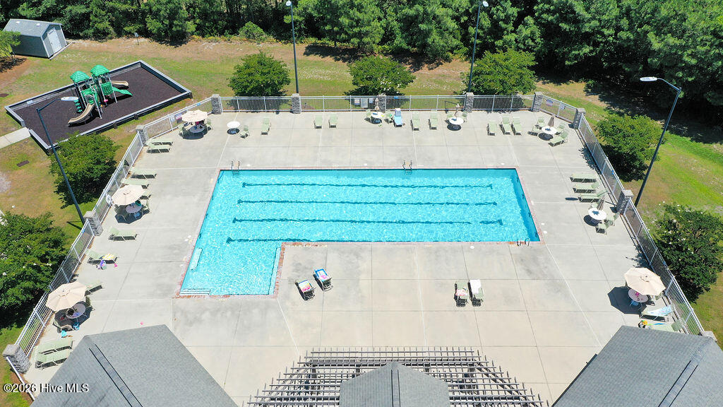 Cool off or work on your tan at Mimosa Bay's community pool