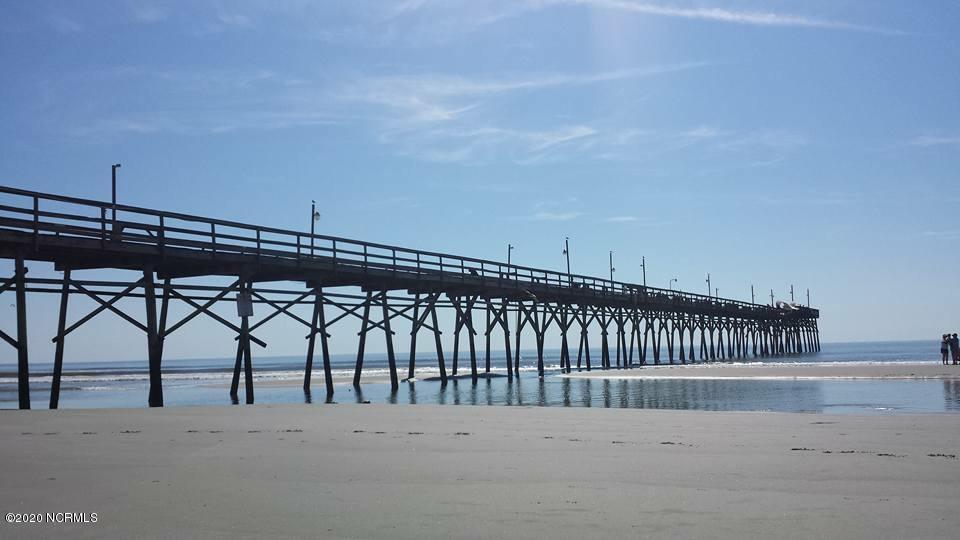 100555896 | Photo 75