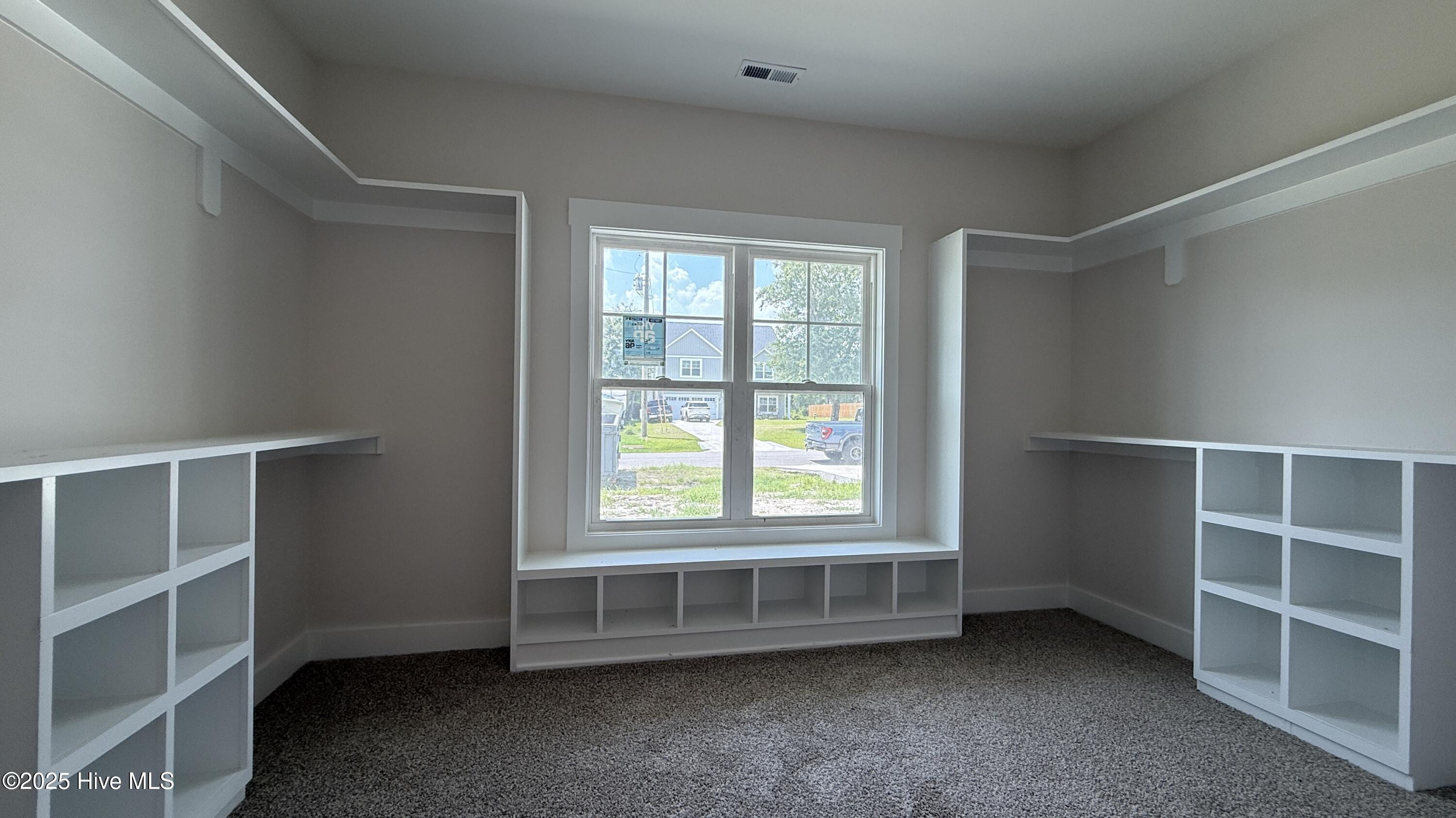 100500370 | Photo 16