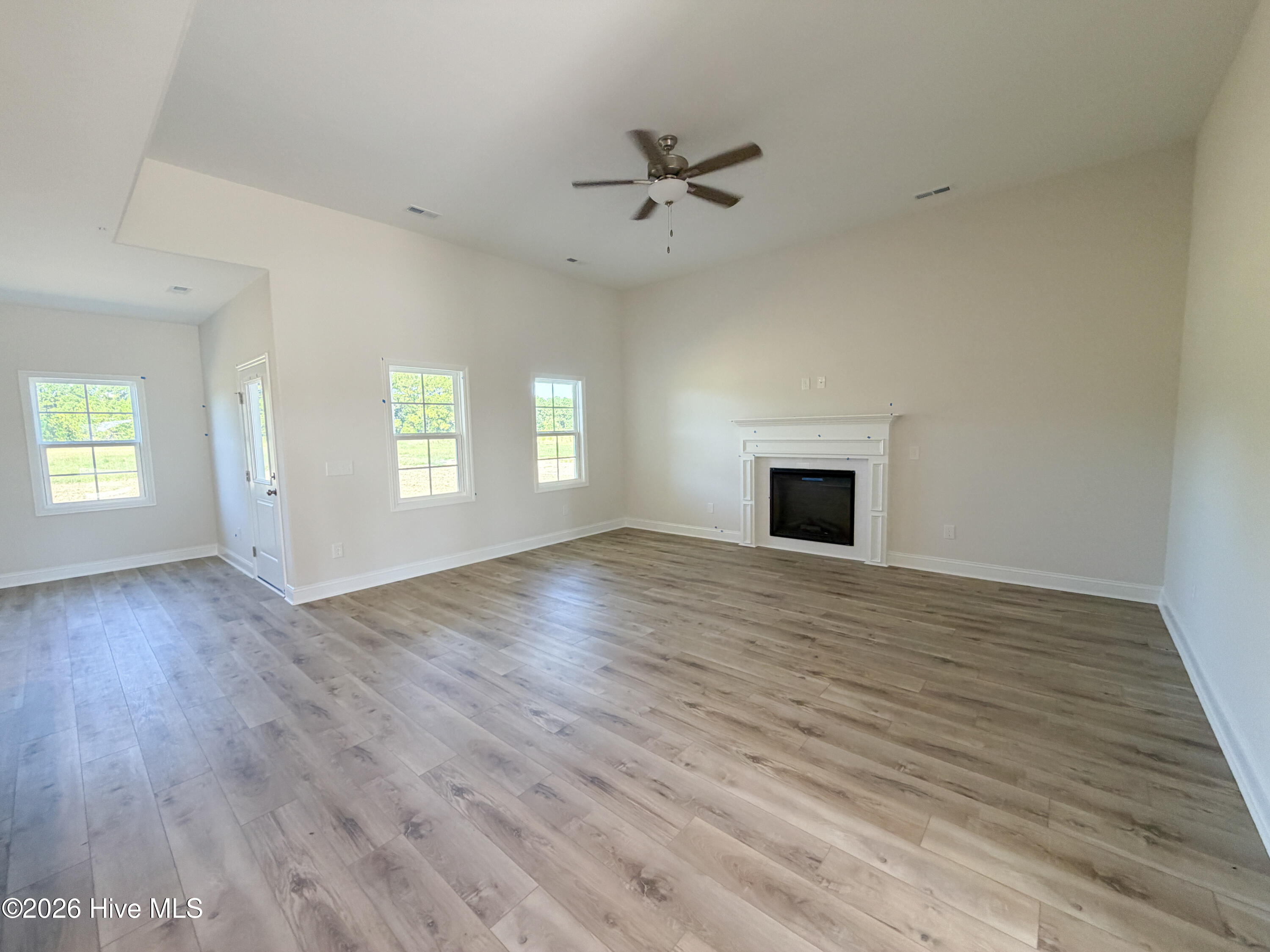 816 Tupelo Tree Drive, Hubert, NC 28539 – photo 6