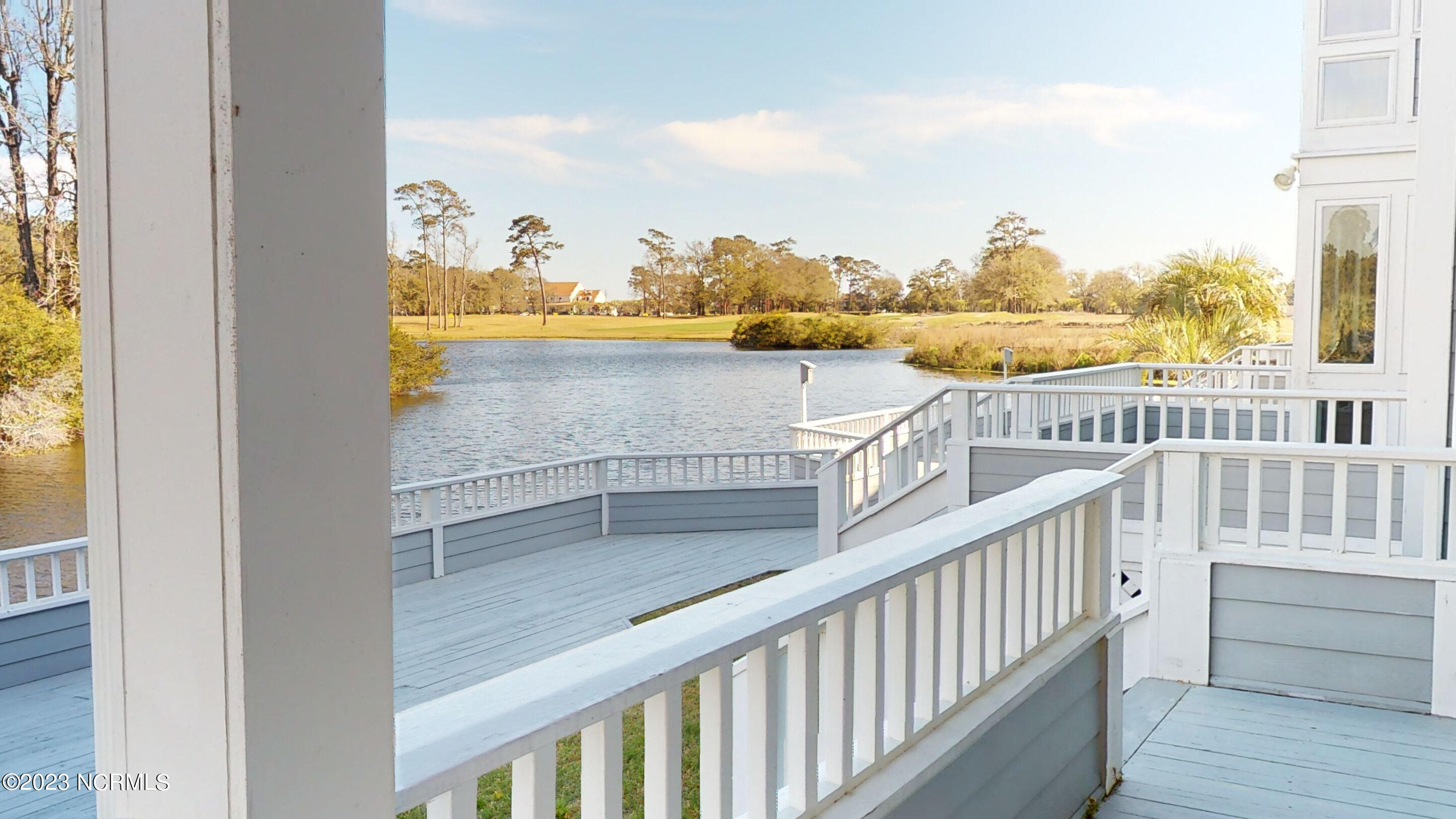 100537527 | Photo 39