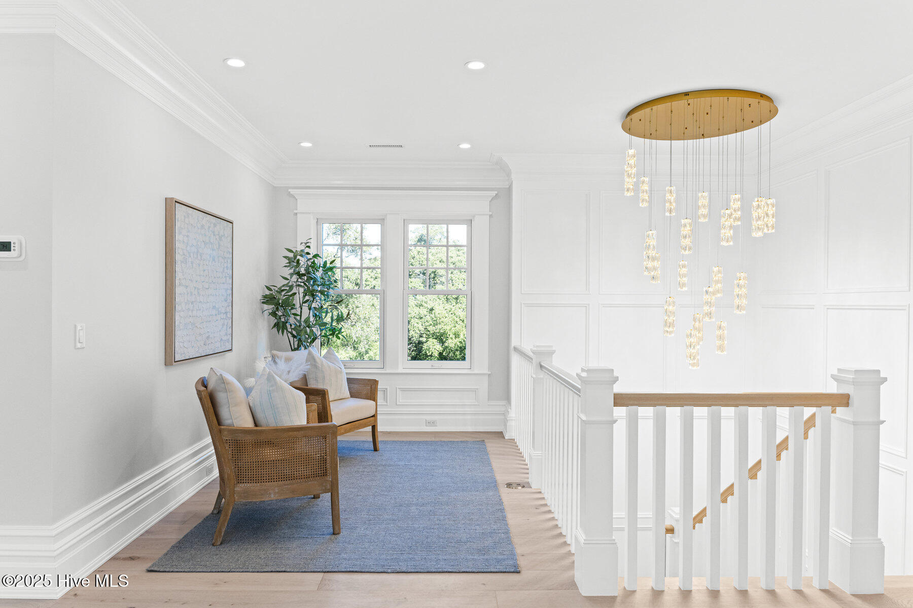 100401243 | Photo 46