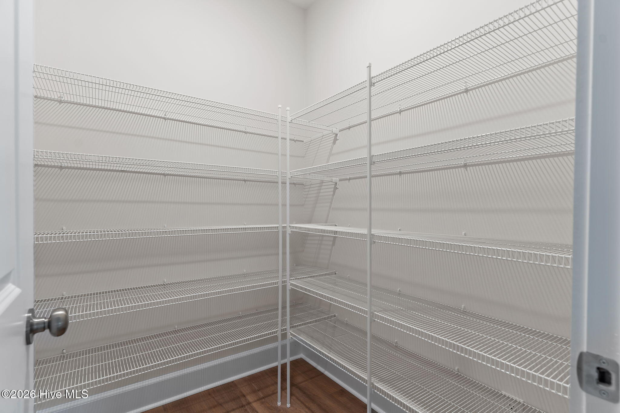 100553165 | Photo 21