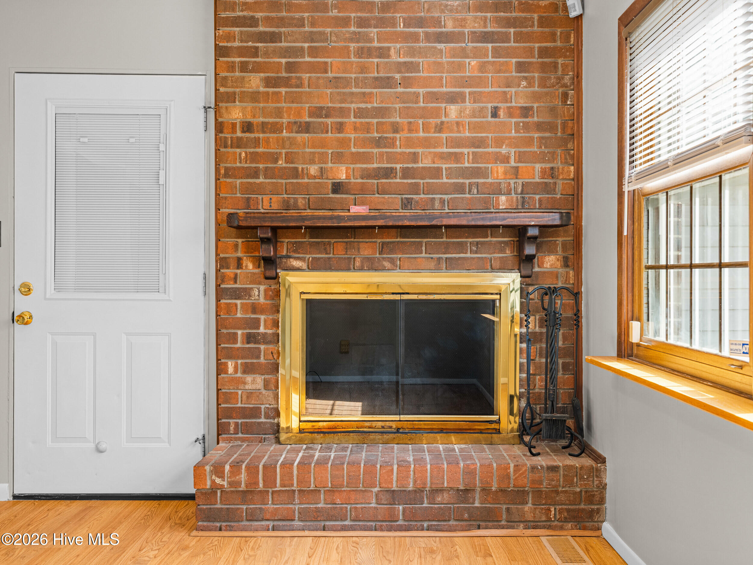 100552872 | Photo 16