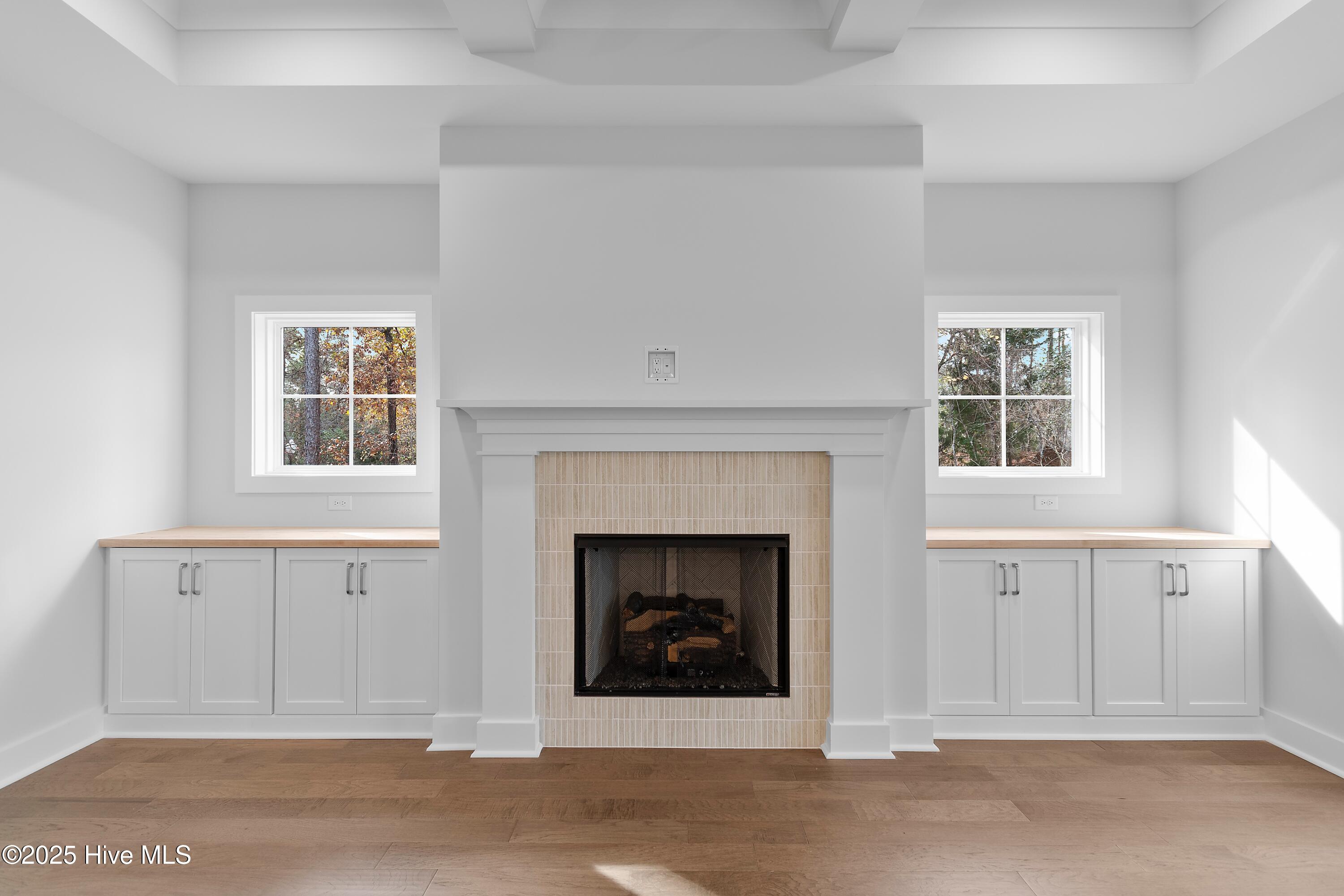 100525148 | Photo 40