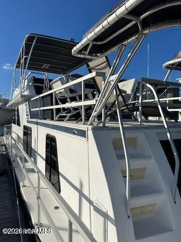 B11 Olde Towne Yacht Club 