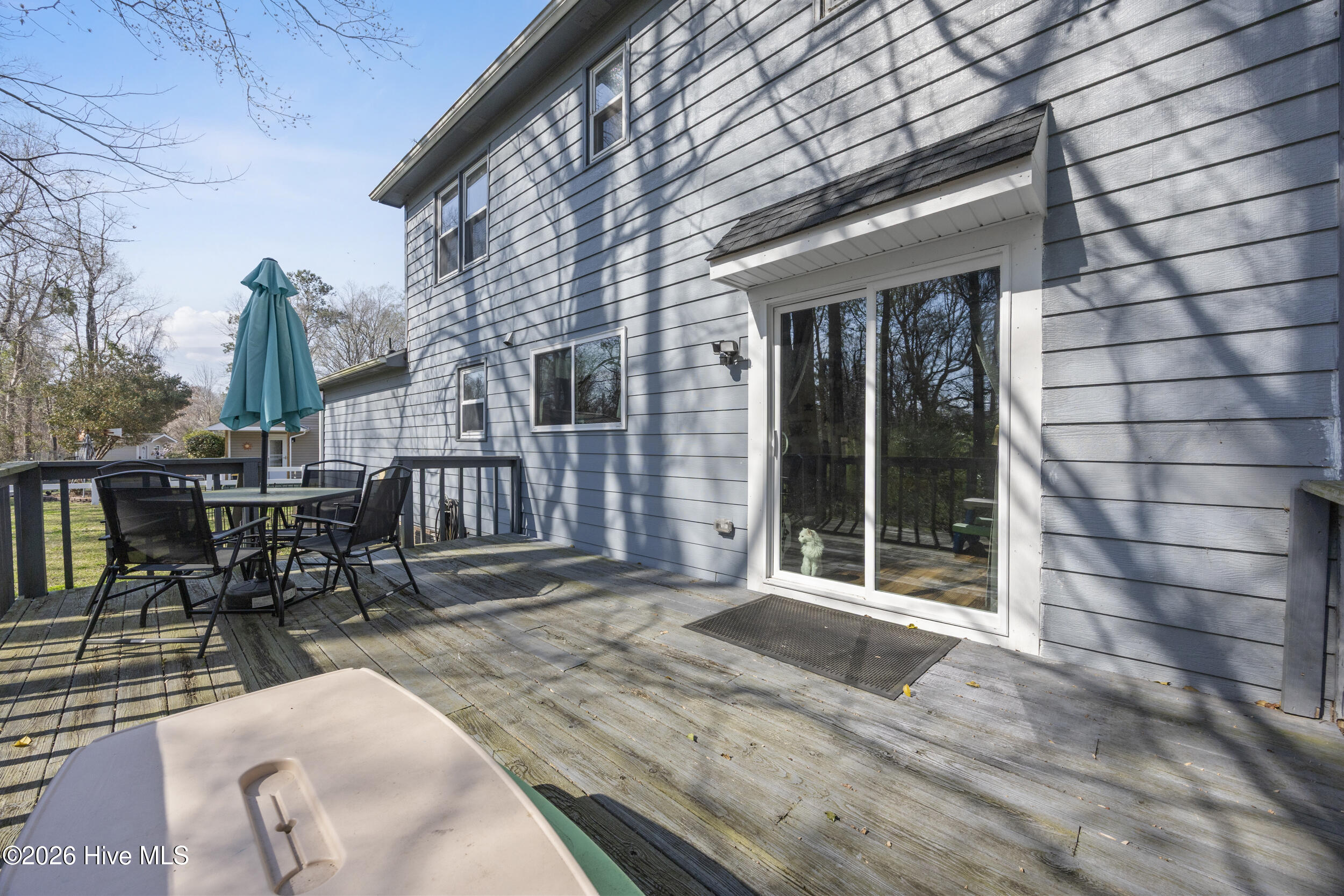 100560649 | Photo 41