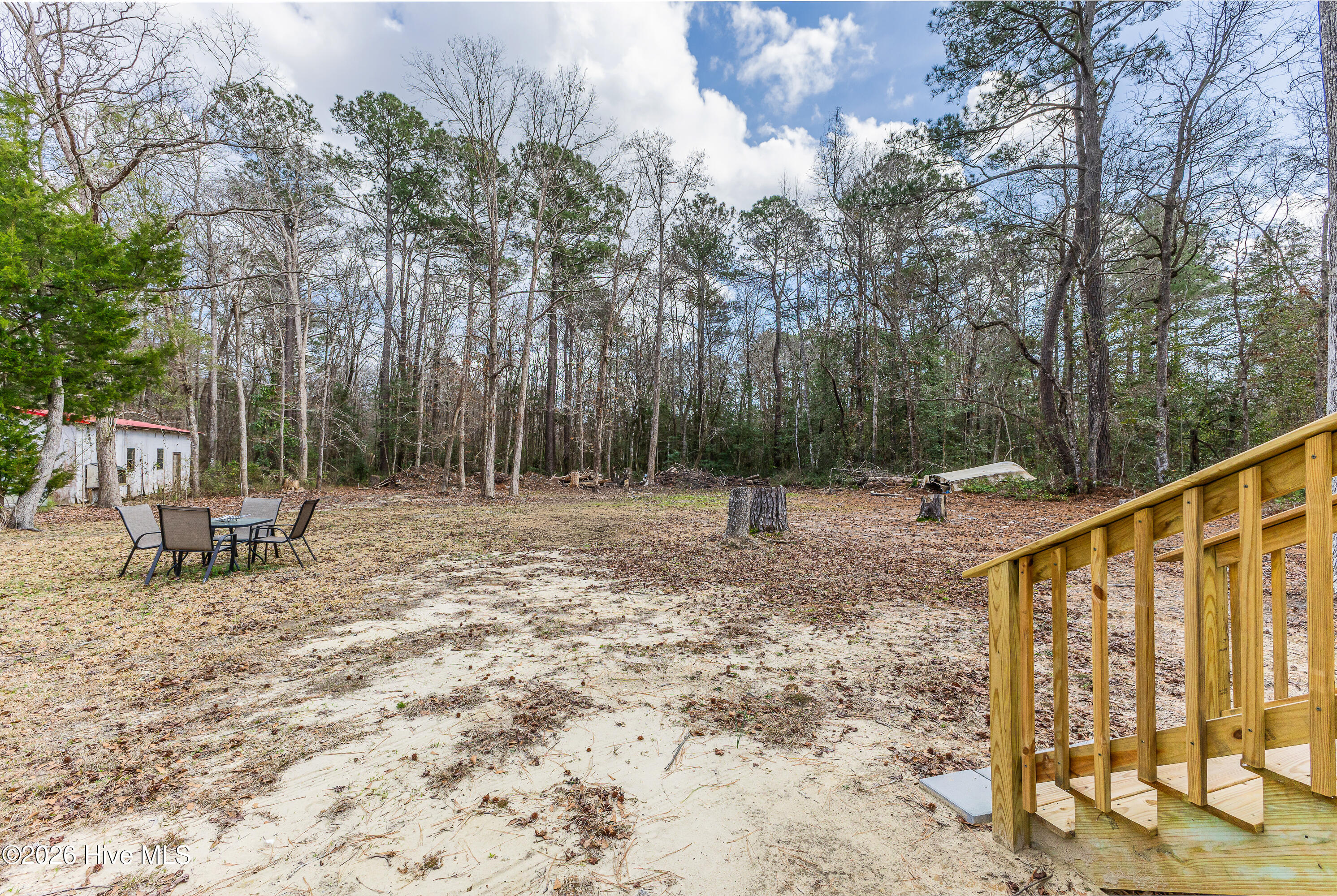 100558800 | Photo 27