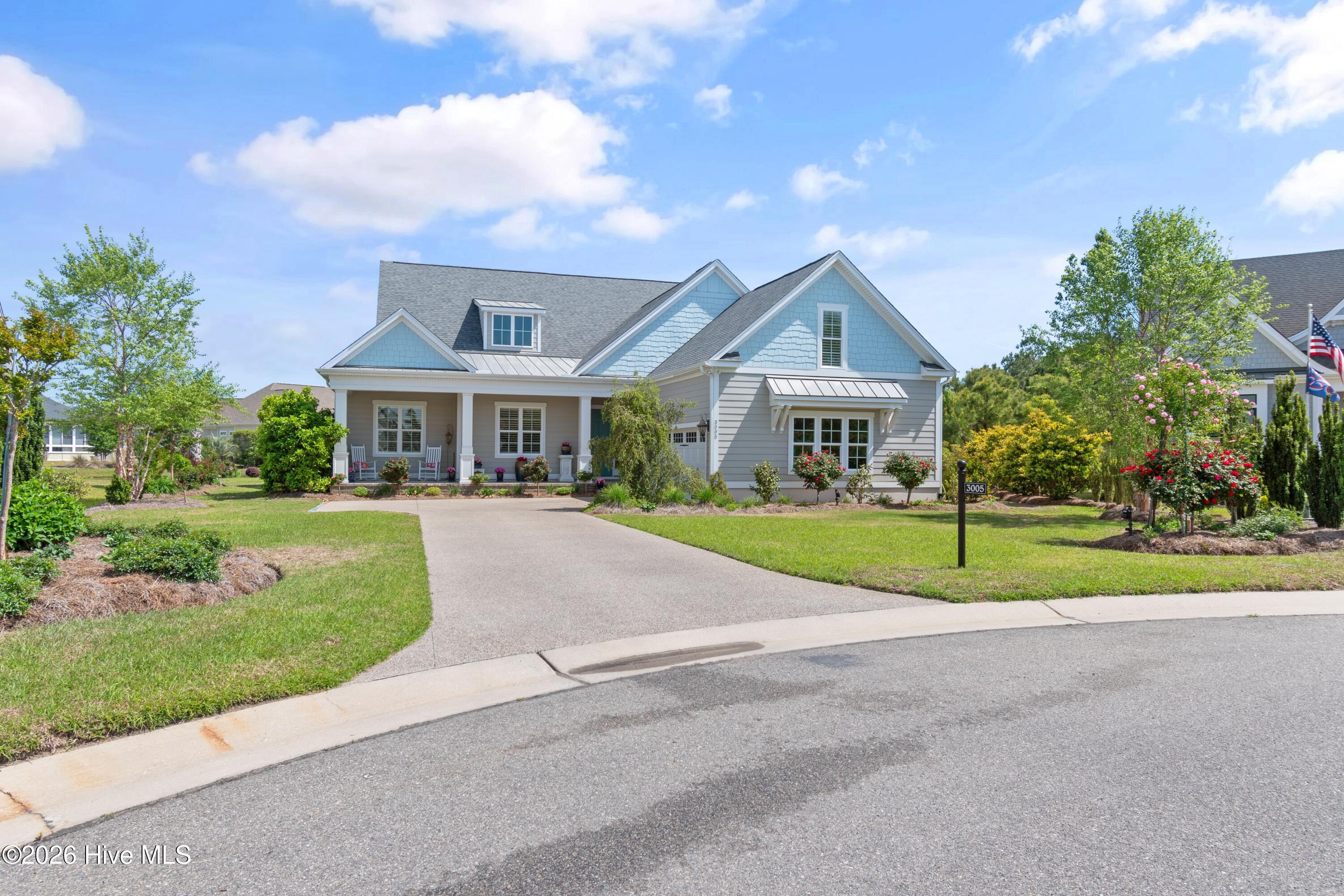 100560288 | Photo 85