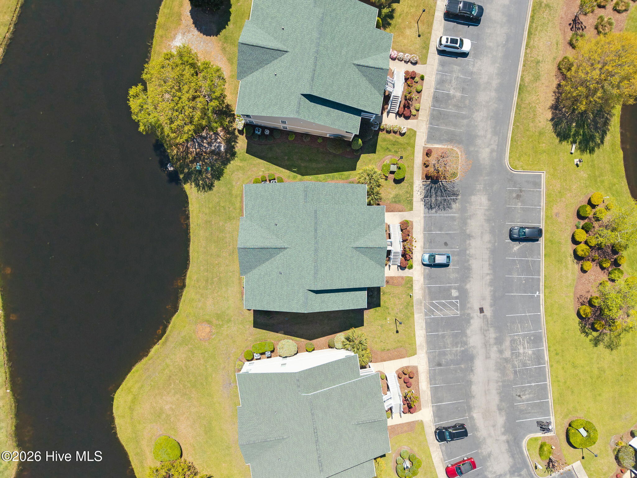 100569221 | Photo 36